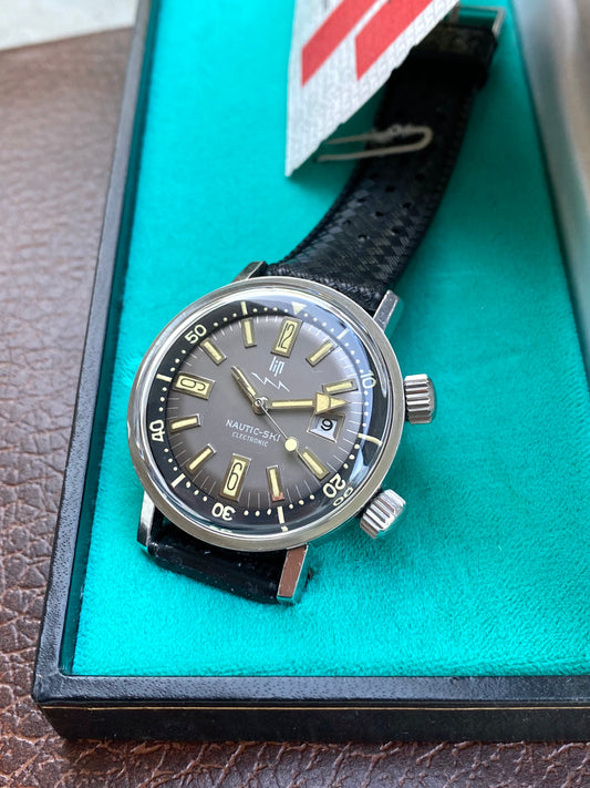 LIP Nautic-Ski Electronic Gris - Boîte + Garantie Totale - Montre Vintage R148 - 1969