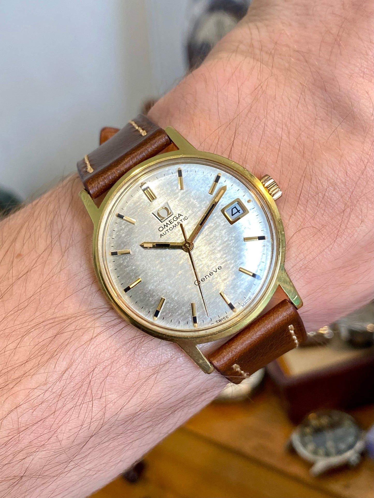 Omega Genève Automatic Cal. 565 Cadran Texturé "Glitch" Montre Réf.166.070 Vintage Mécanique 1969