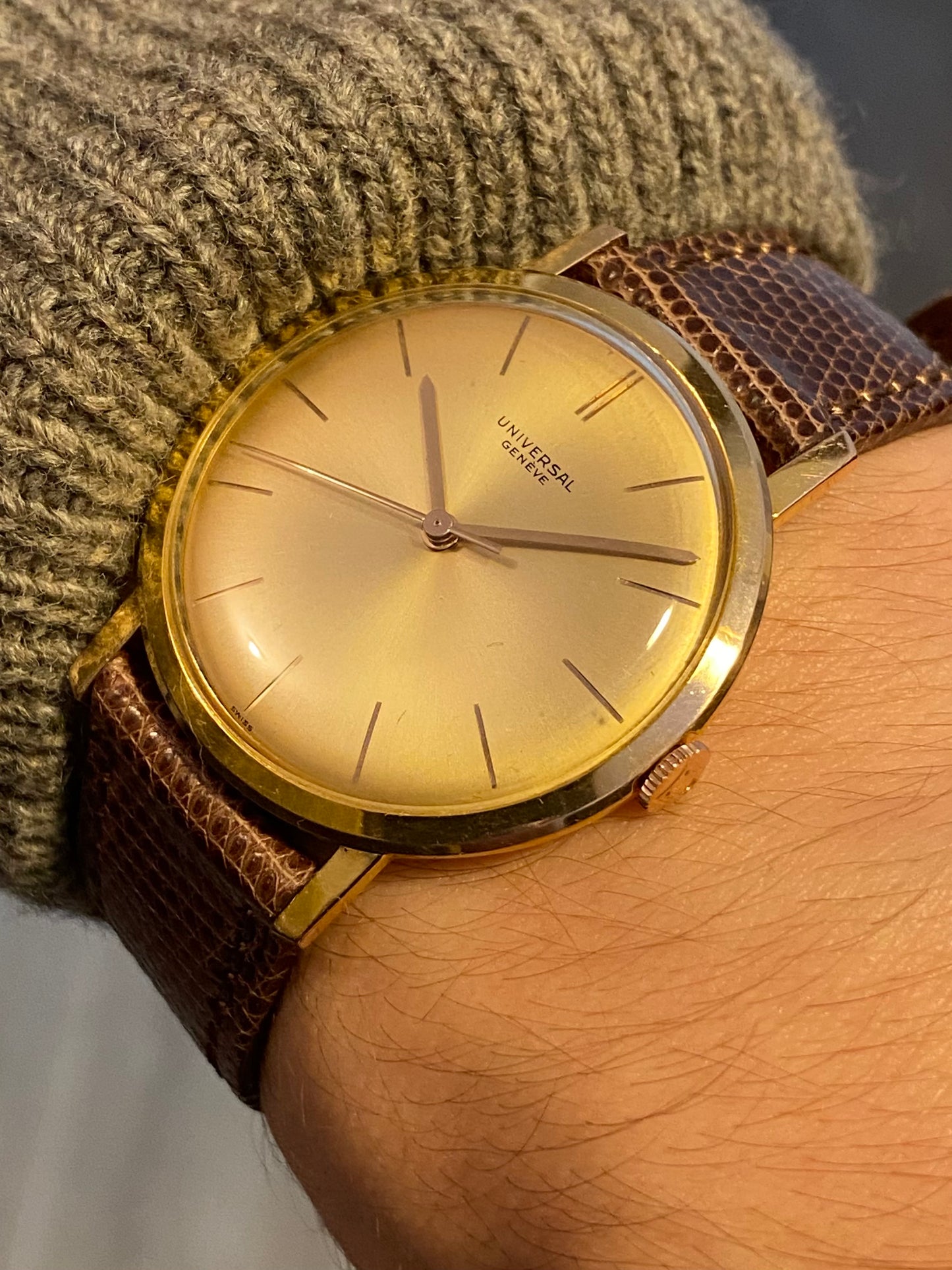 Universal Genève Montre Vintage Mécanique Plaqué Or Cal.1105 1960