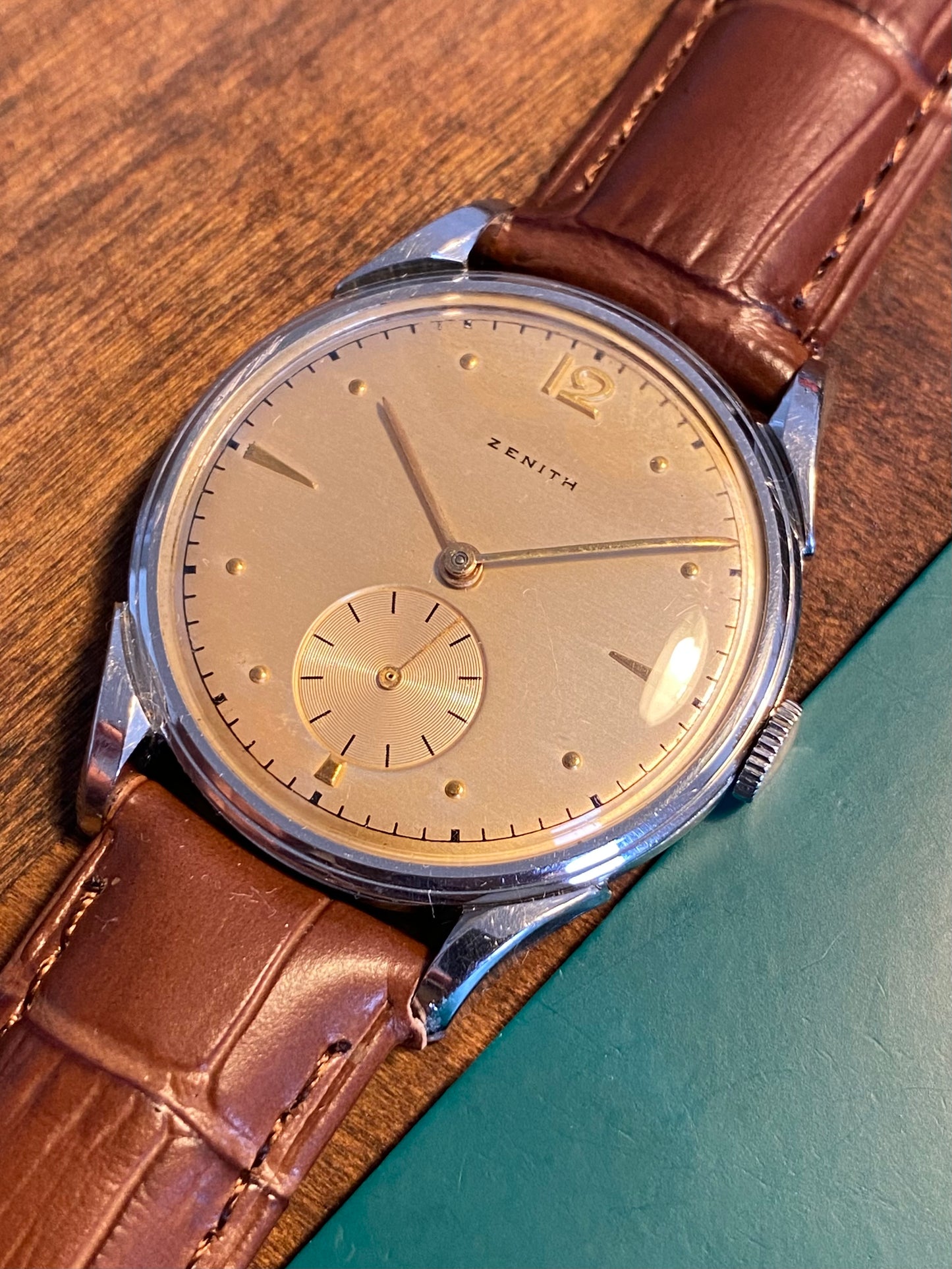 Zenith Calatrava Montre Vintage Mécanique 106-50-6 1950