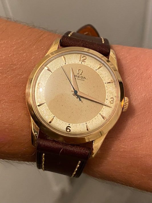 Omega Fab Suisse Or Rose 18K - Montre Vintage Mécanique "Nid D’abeille" 1952