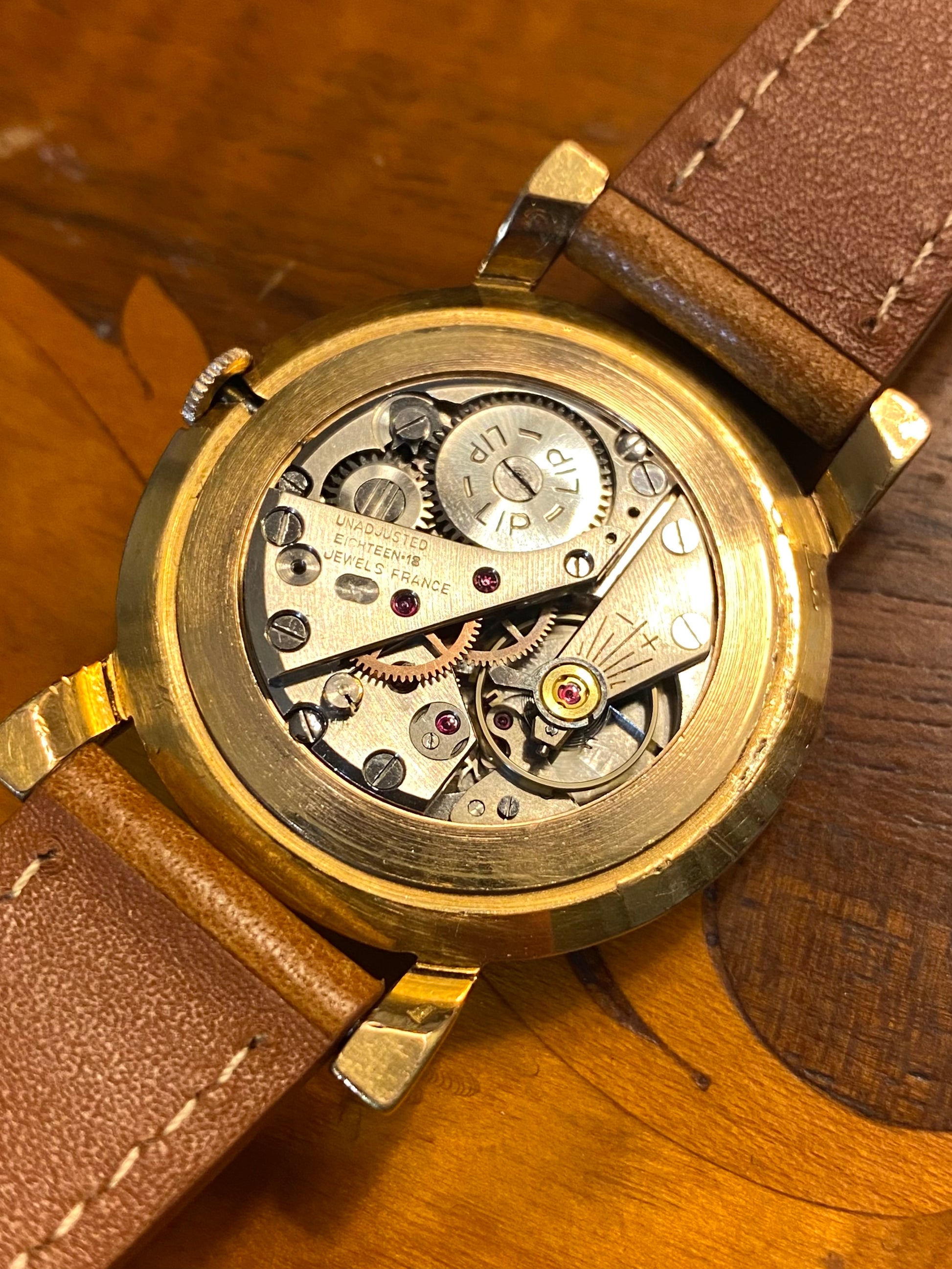 LIP Réf. 43845 / Montre vintage révisée & garantie 1 an LIP Réf. 43845 / Montre vintage révisée & garantie 1 an