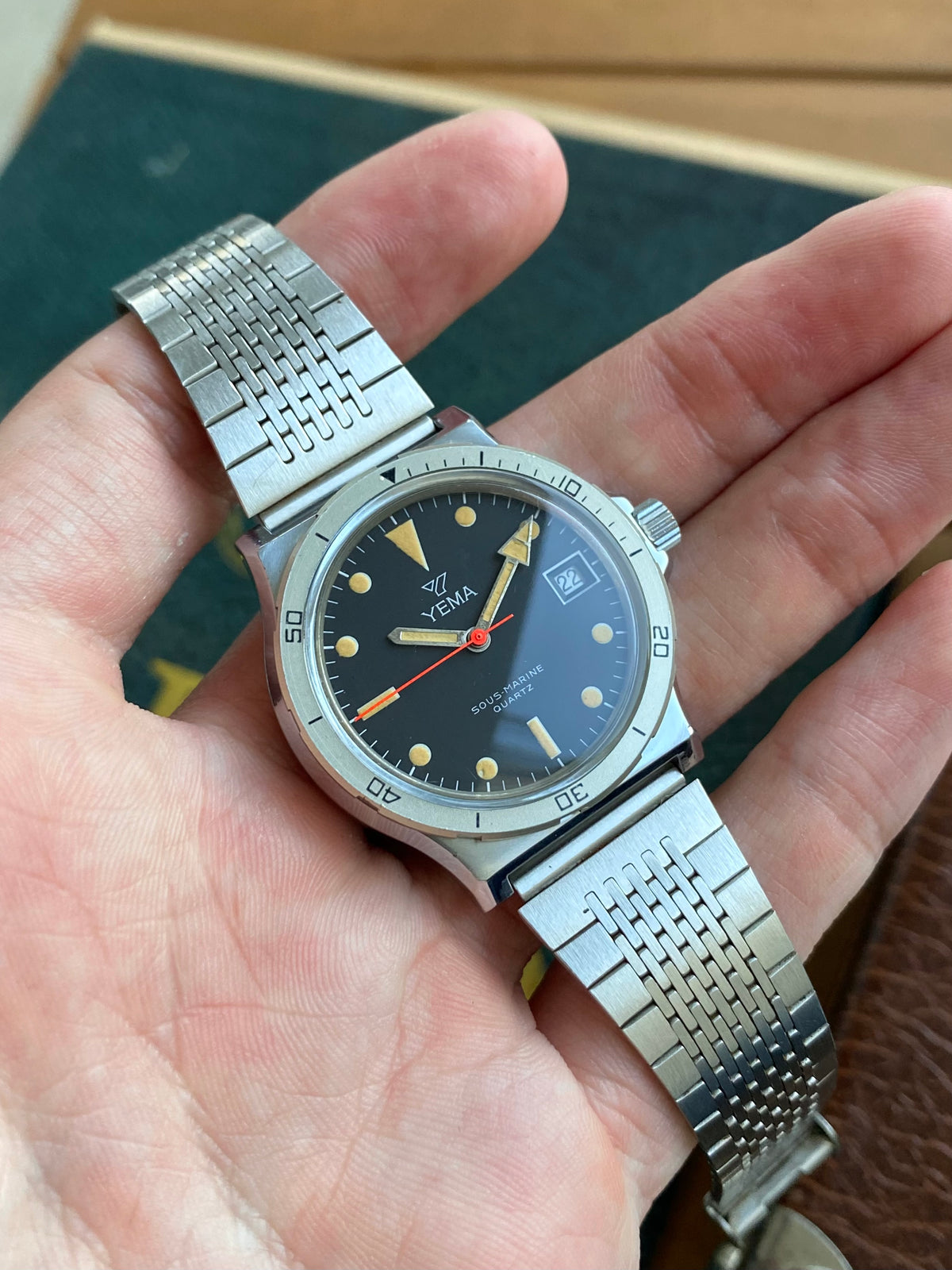 Yema France Sous-Marine - FE6121 Montre Vintage Quartz 1980
