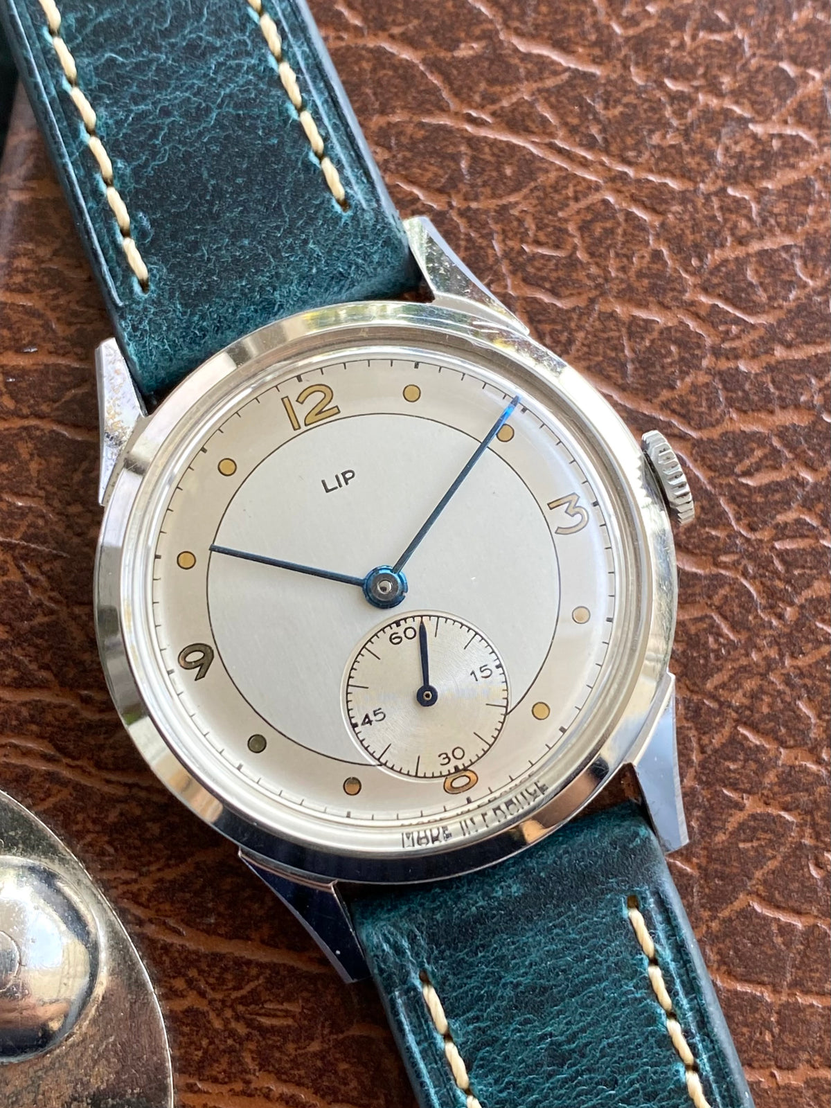 LIP R25 Made In France NOS Neuve de Stock Montre Vintage Mécanique 1940