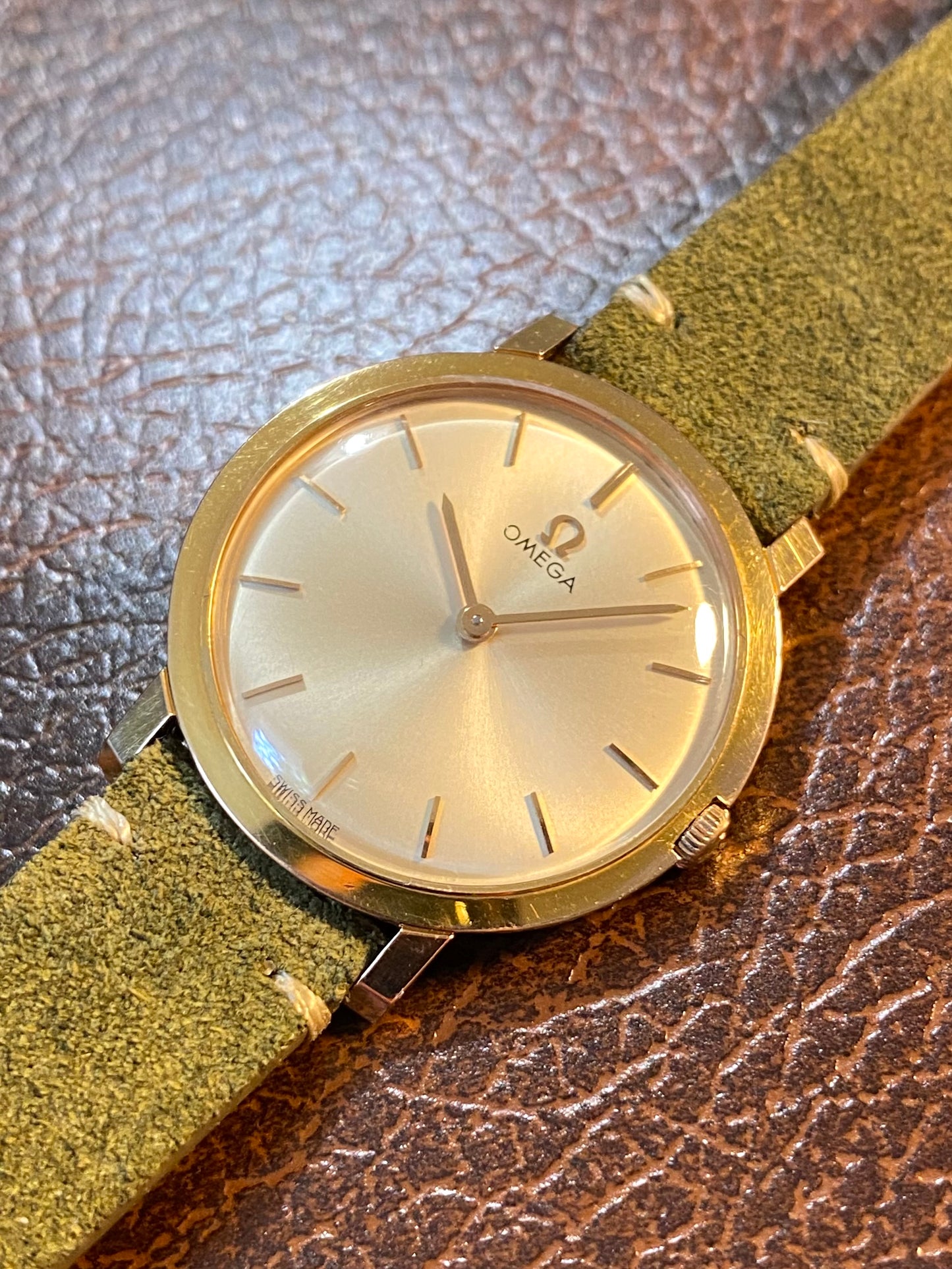 Omega Montre Vintage Extra Plate - Réf.111.022 Cal.620 Mécanique 1964 - Boucle & Bracelet