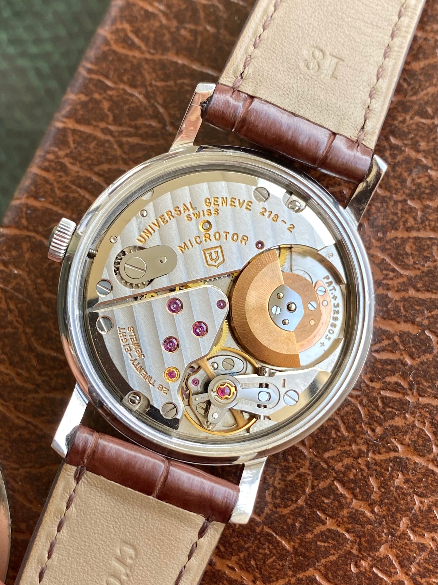 Universal Polerouter Genève Automatic Microtor - Ref.204604-4 - Cal. 218-2 - Montre Vintage Mécanique 1960