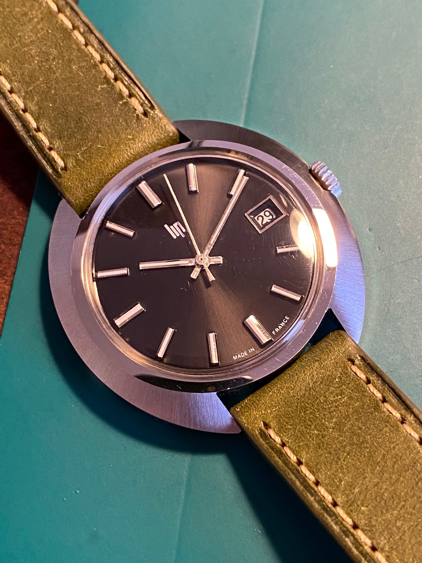 LIP Cadran Noir Montre Vintage Mécanique Cal.751 1960