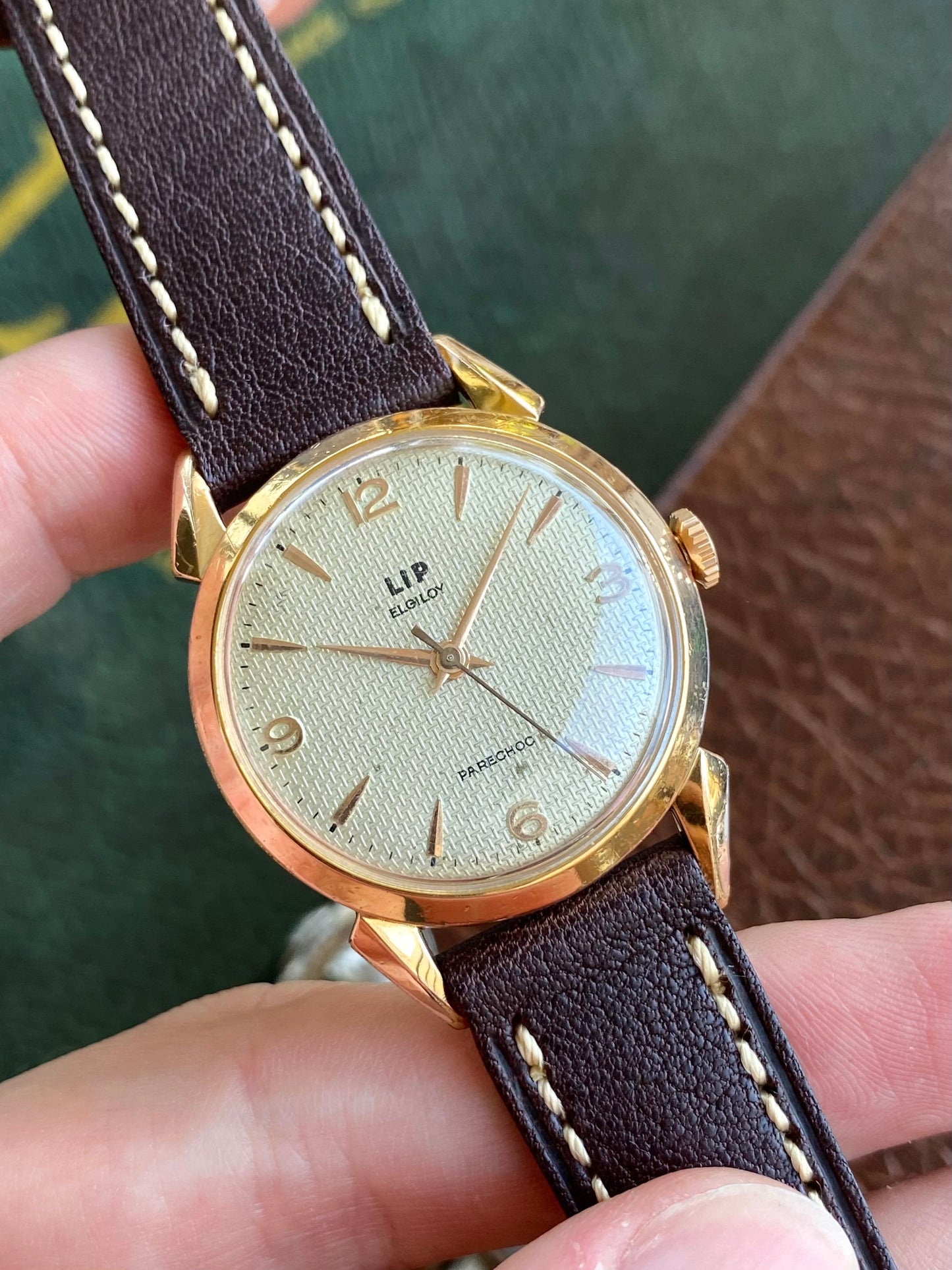 LIP Elgiloy PareChoc France R25 Montre Vintage Mécanique Cadran Guilloché Plaqué Or 1950