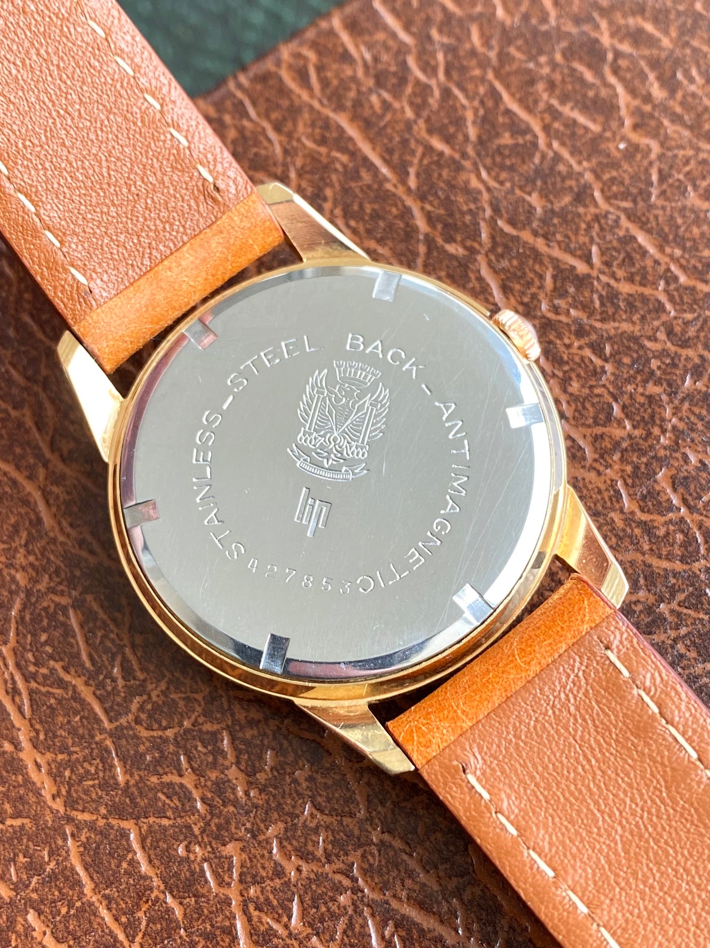 LIP France Jour-Date Plaqué Or R556 - Montre Vintage Mécanique 1960