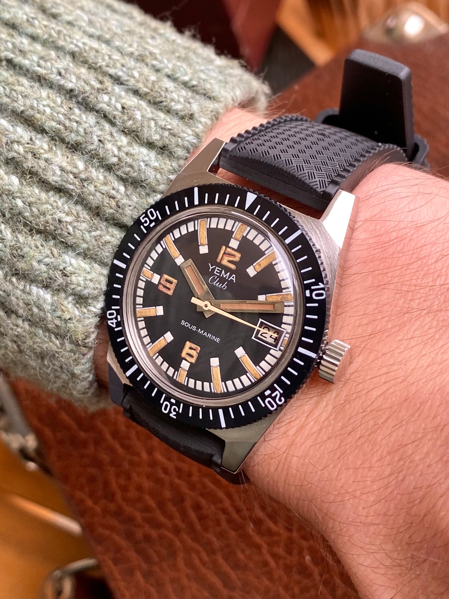 Yema Club Diver Sous-Marine Montre Vintage Mécanique Acier Cal. FE141-2 Plongée 1970