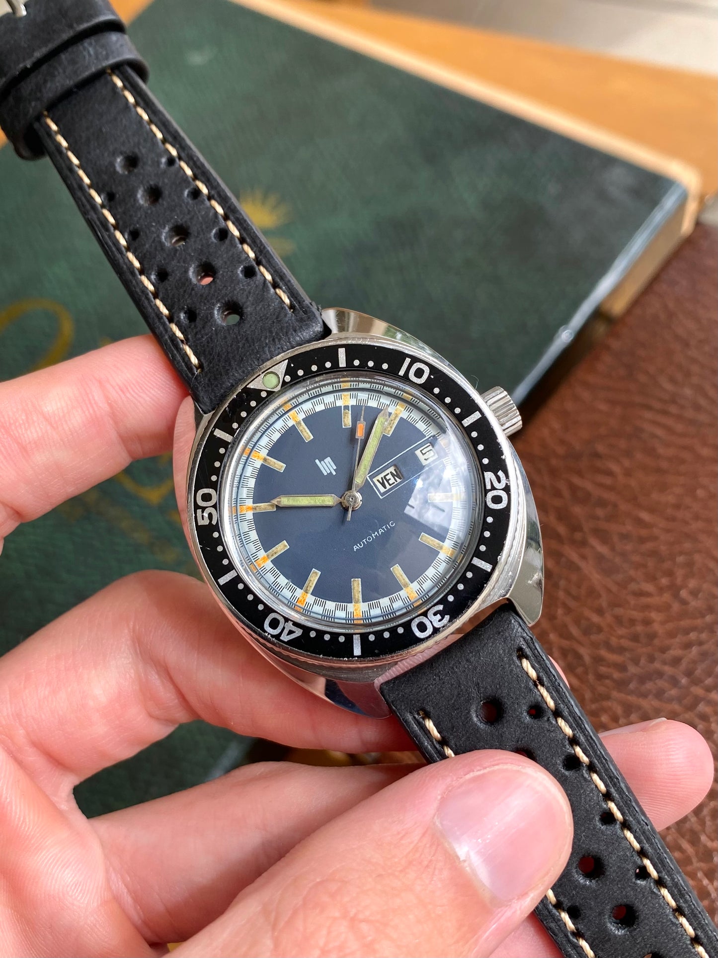 LIP France Automatic Diver Jour-Date - Montre Vintage Mécanique Plongée PUW1463 - 1960