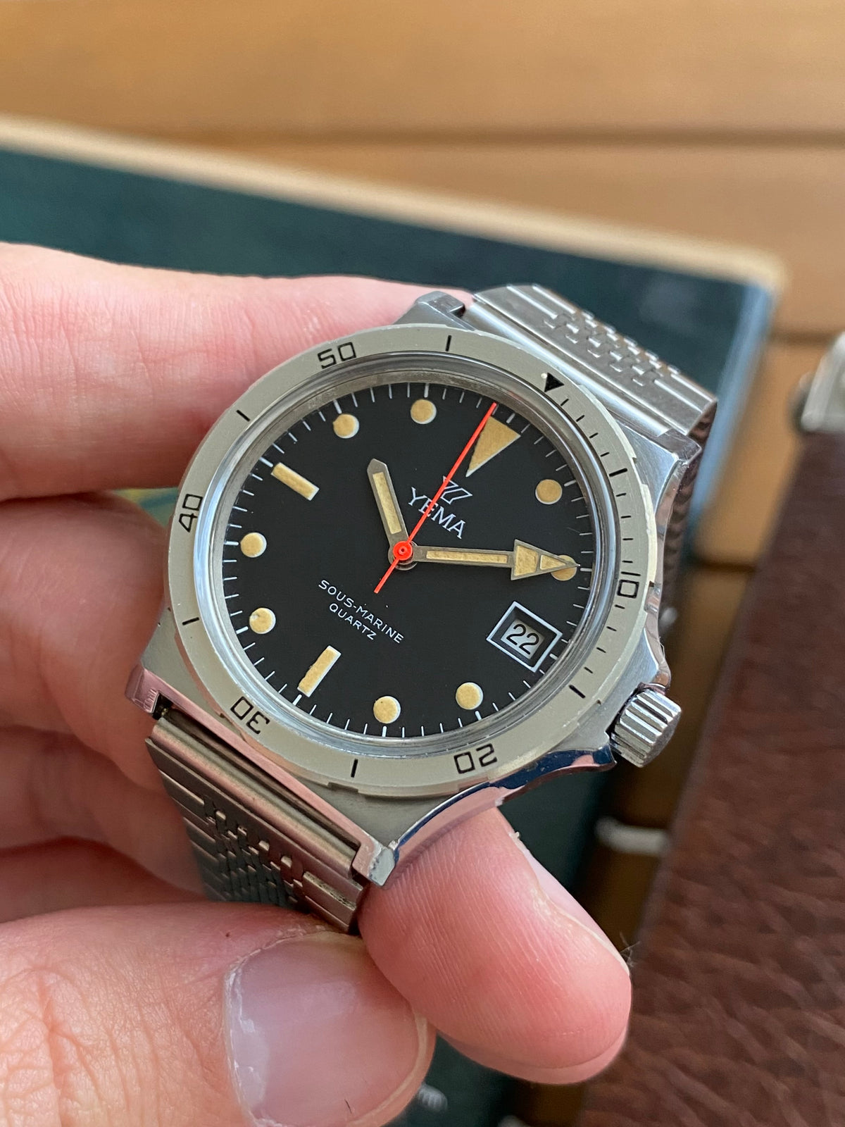 Yema France Sous-Marine - FE6121 Montre Vintage Quartz 1980