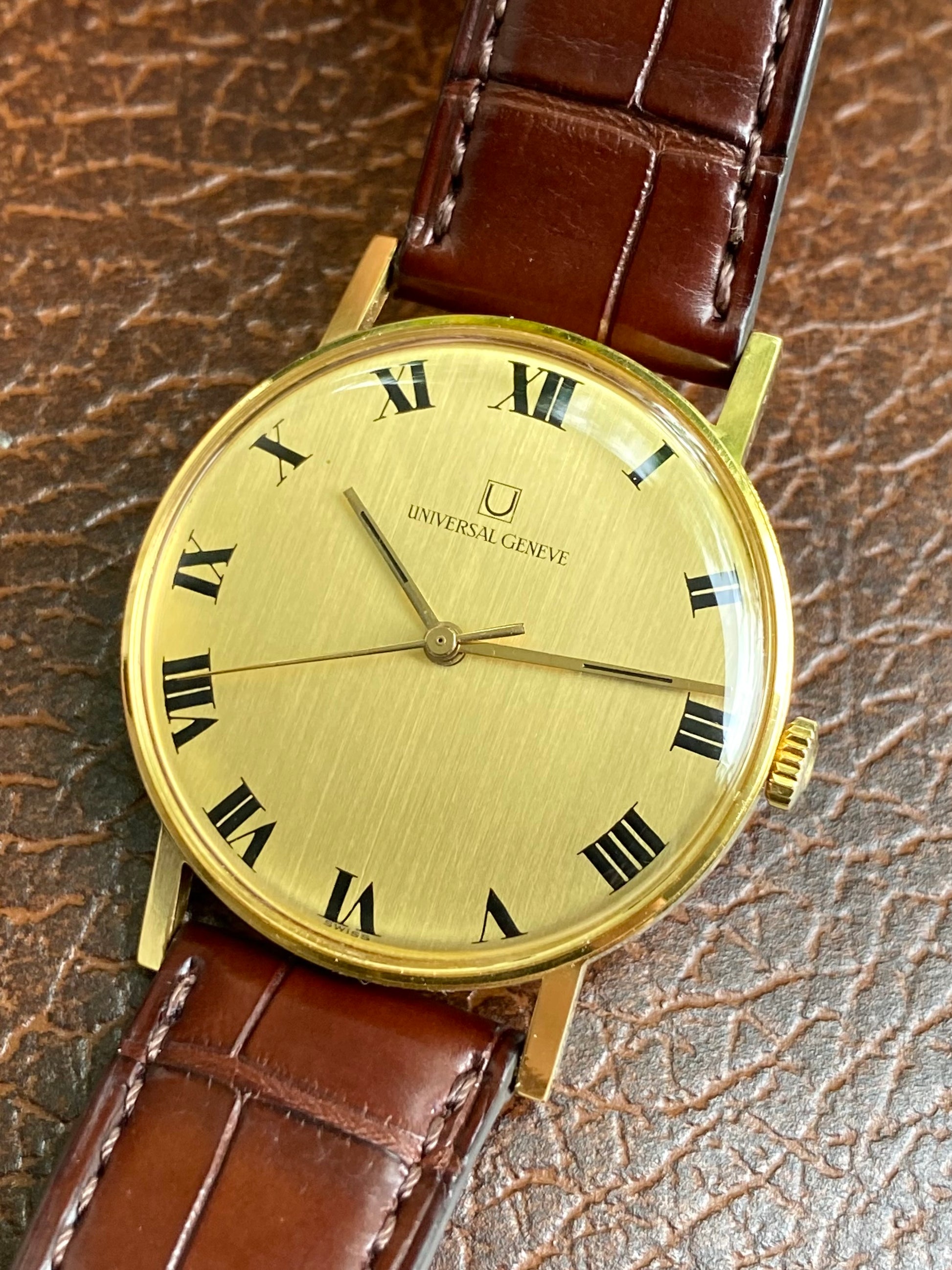 Universal Genève en Or Jaune 18k, 750/1000 Montre Vintage