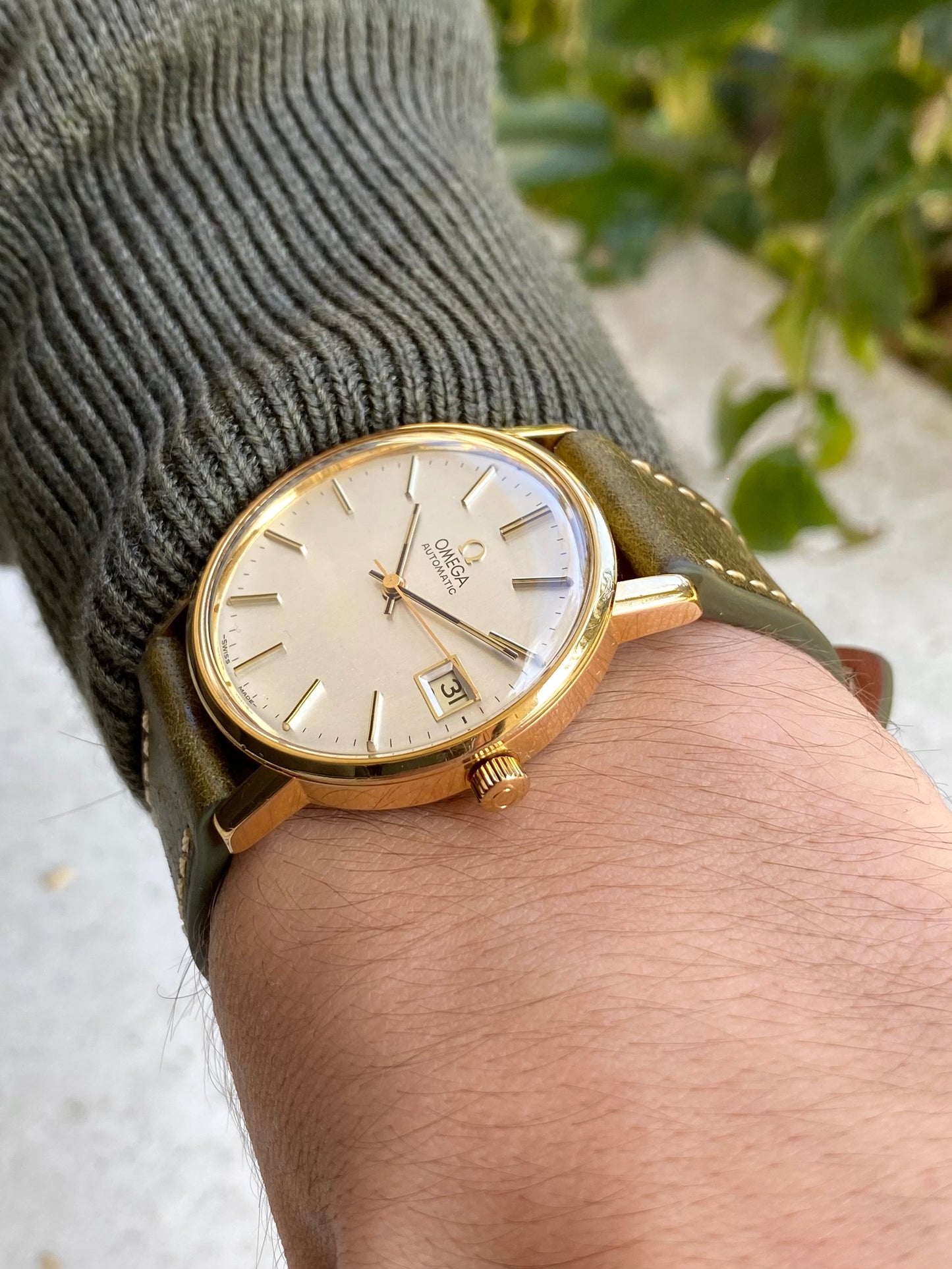 Omega Automatic Date Plaqué Or Cal.1012 Montre Vintage Mécanique 1979