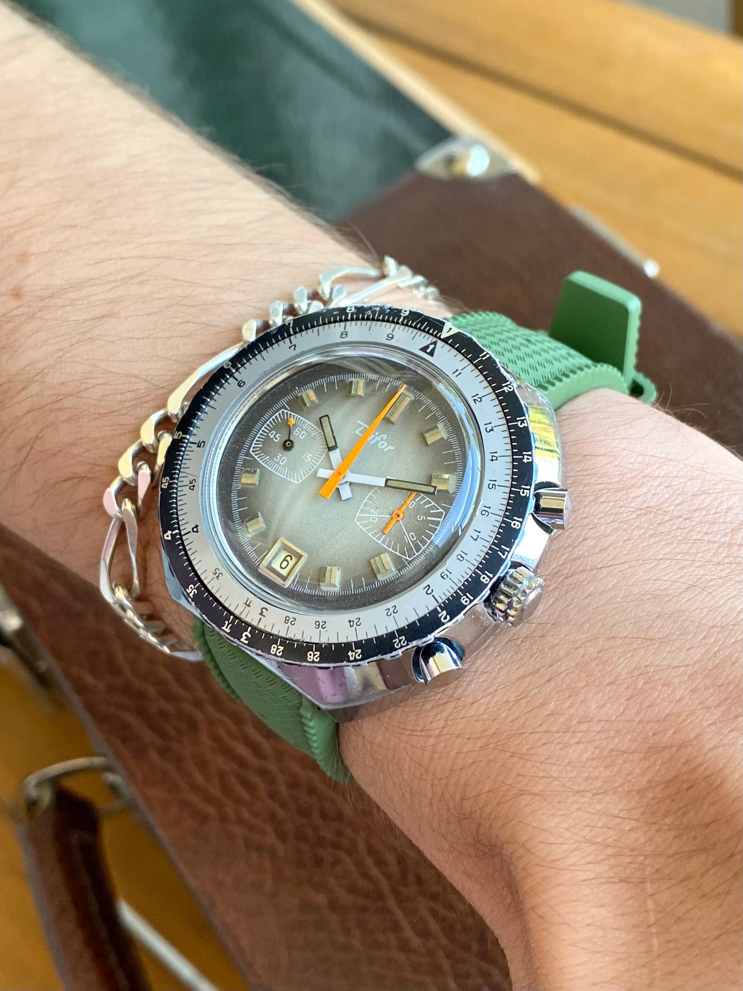 Difor France Montre Chronographe Mécanique Valjoux 7734 de Plongée 1970