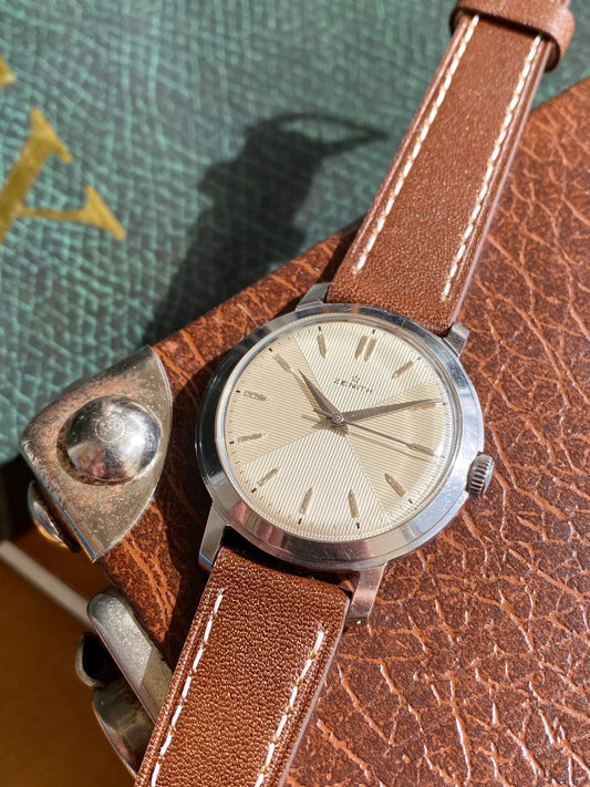 Lot de deux Montres : Zénith Sablier & Omega Extra Plate
