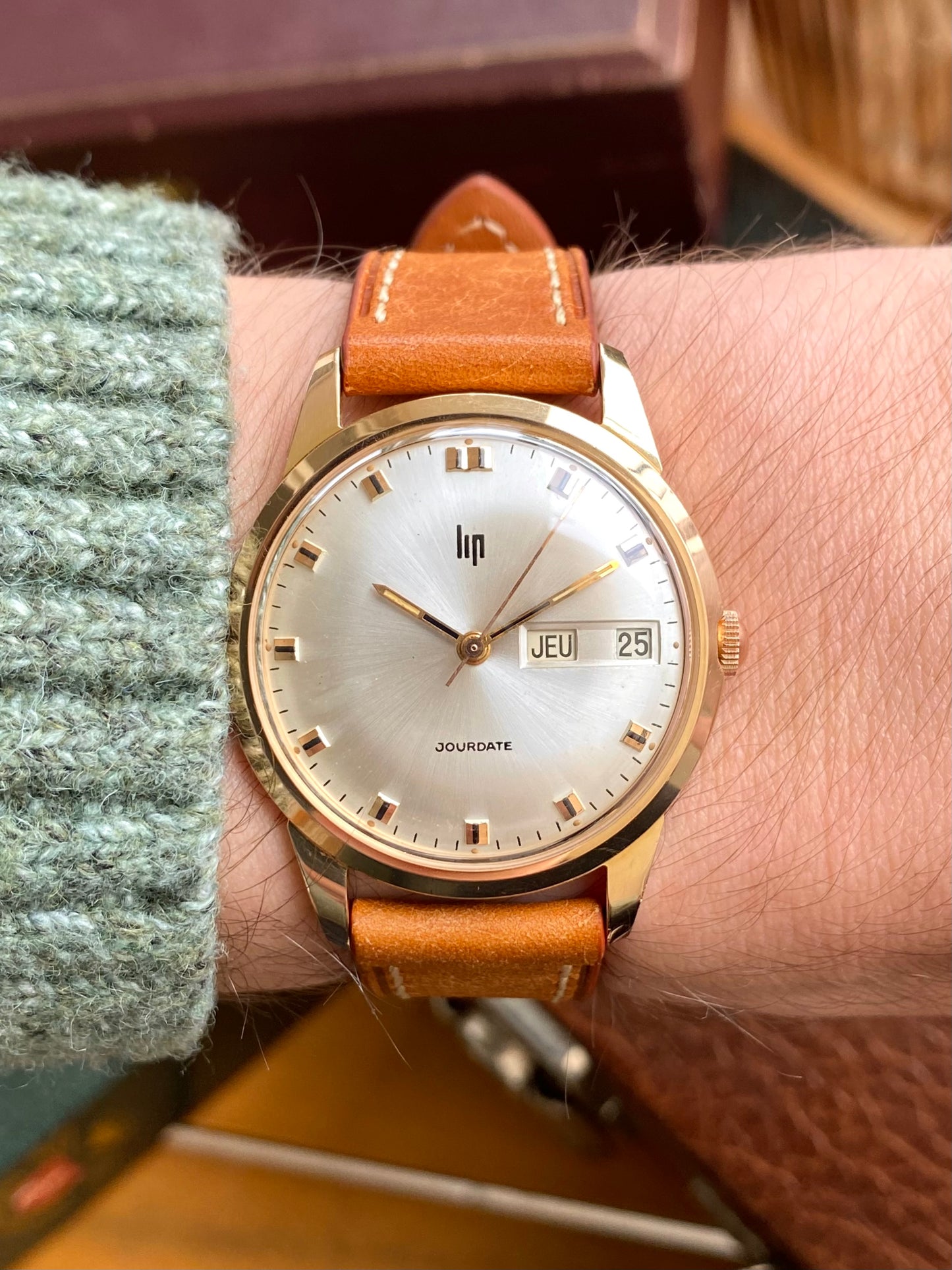 LIP France Jour-Date Plaqué Or R556 - Montre Vintage Mécanique 1960