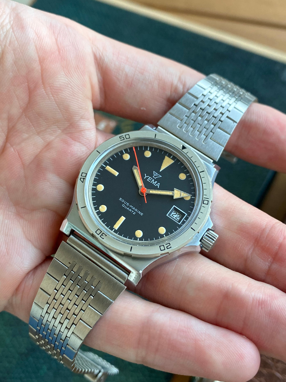 Yema France Sous-Marine - FE6121 Montre Vintage Quartz 1980