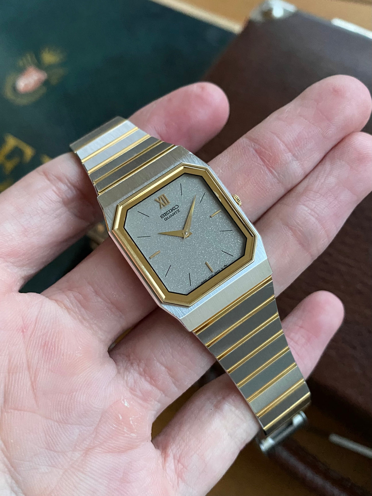 Seiko Tank Quartz Montre Vintage Or - Acier 1980