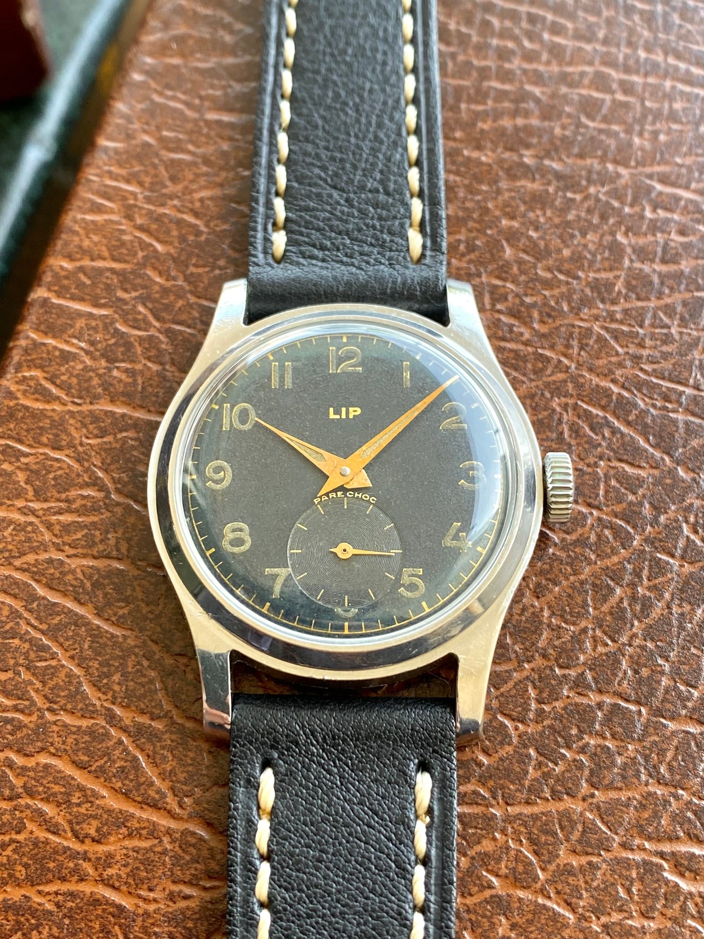 LIP R25 France - Cadran Noir - Montre Vintage Mécanique Militaire en Acier - 1940