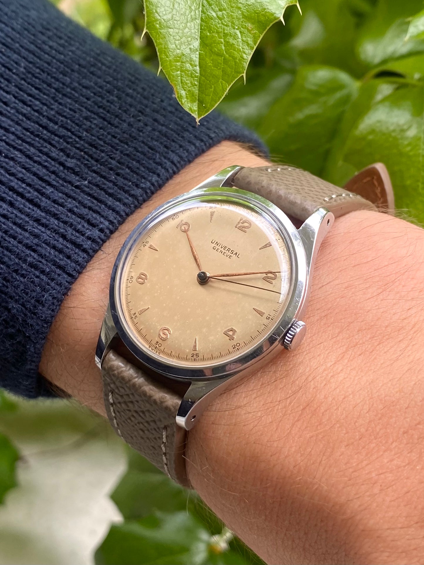 Universal Genève Calatrava Cal. 129 Montre Vintage Mécanique Acier 20410 - 1944