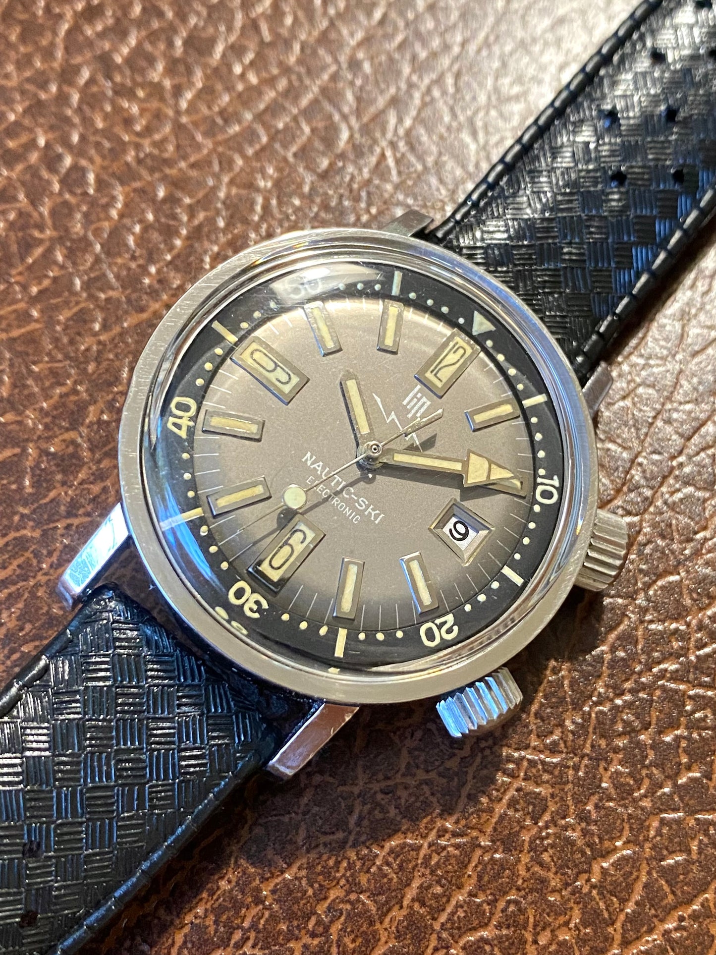 LIP Nautic-Ski Electronic Gris - Boîte + Garantie Totale - Montre Vintage R148 - 1969