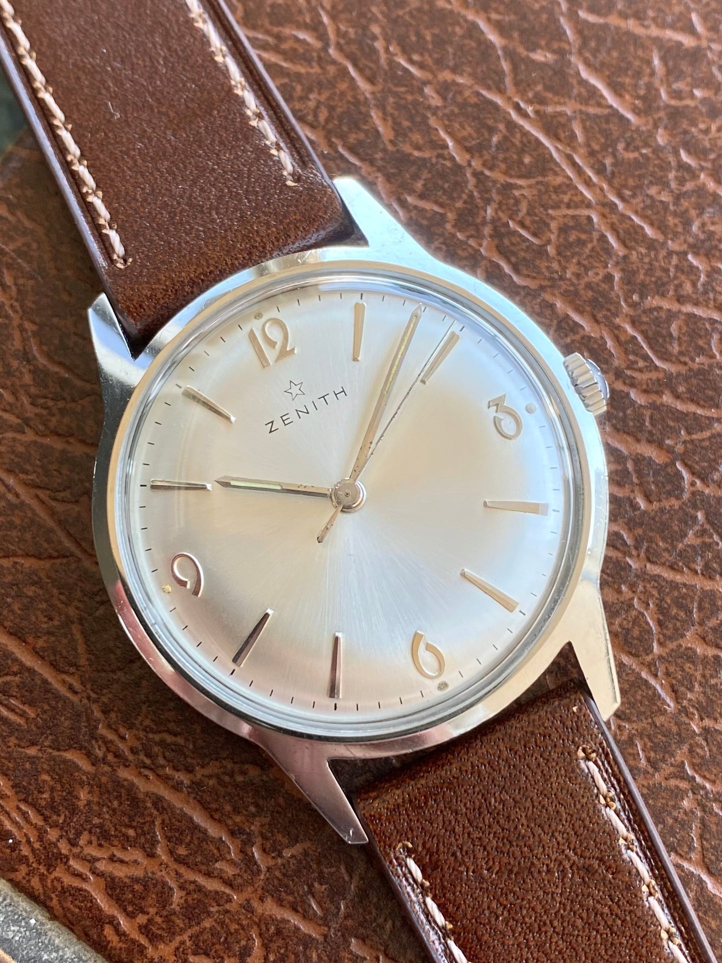 Zenith Montre Vintage Mécanique Cal.2542 Acier 1960