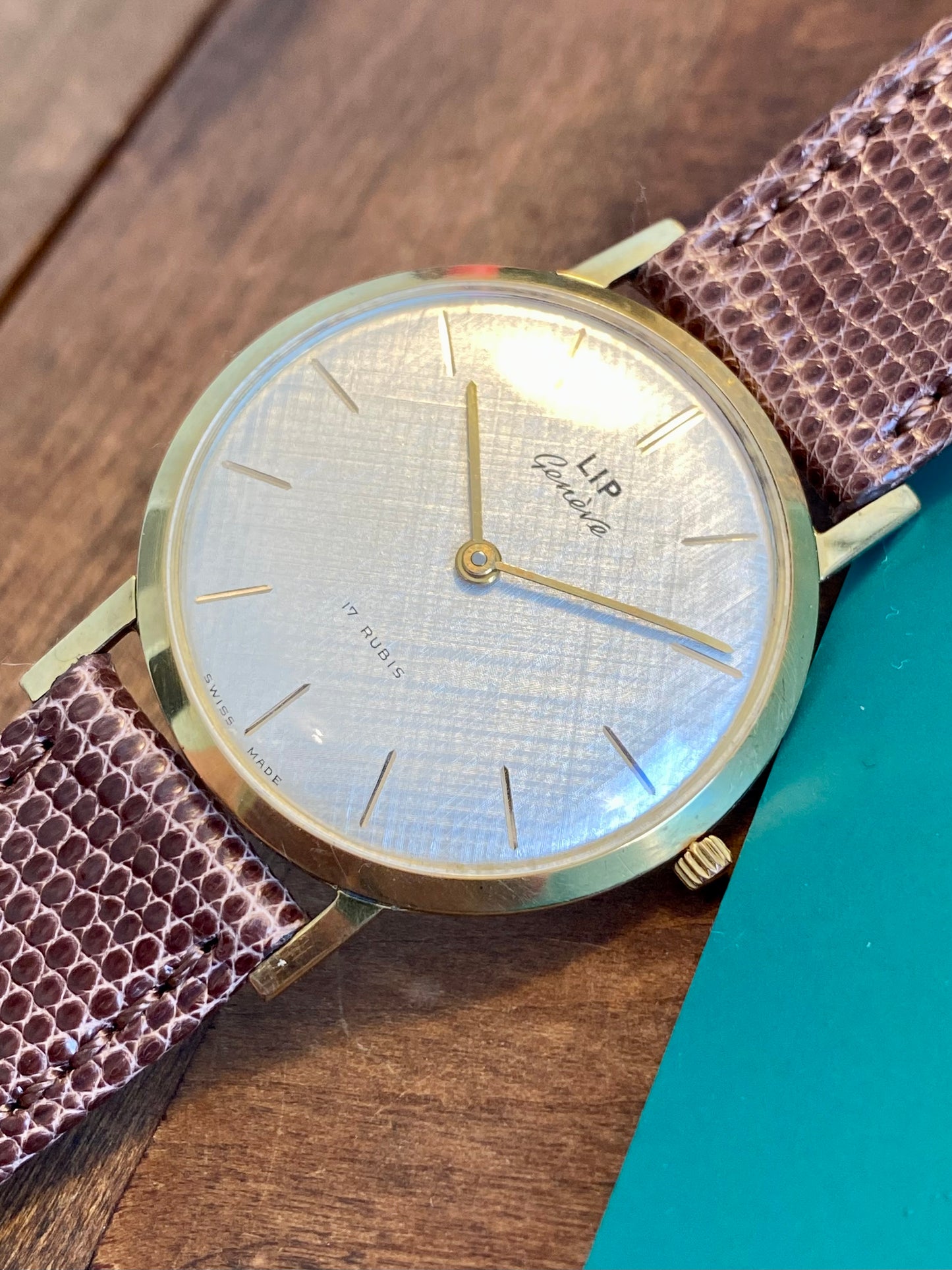 LIP Genève Extra Fine Plaqué Or Cadran Lin Montre Vintage Mécanique 1960