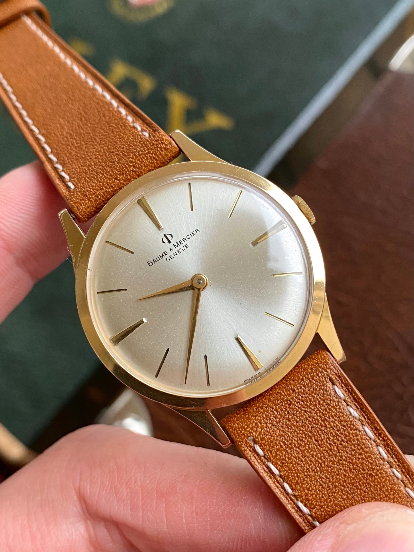 Baume & Mercier 2599 Montre Vintage Mécanique Extra-Plate Plaqué Or BM1050 - 1960