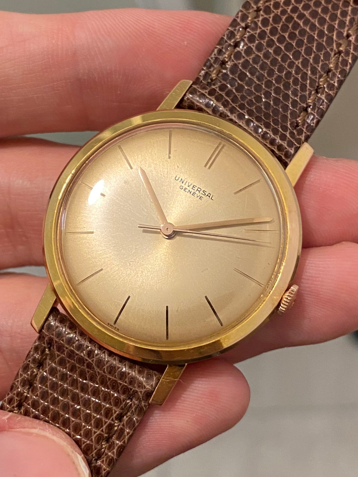 Universal Genève Montre Vintage Mécanique Plaqué Or Cal.1105 1960