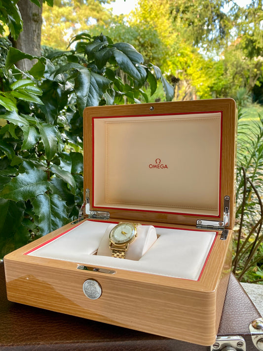 OMEGA Ecrin Boîte de Rangement Pour Montre de Luxe - Étui en Bois Laqué