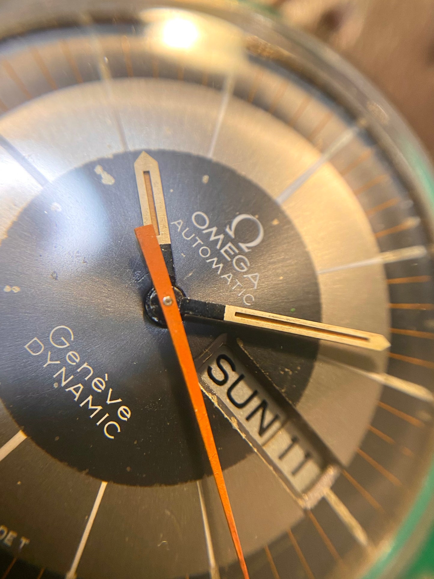 Omega Genève Dynamic Bullseye Automatic Jour Date - Cal. 752 Ref. 166.079 Montre Vintage Mécanique 1969