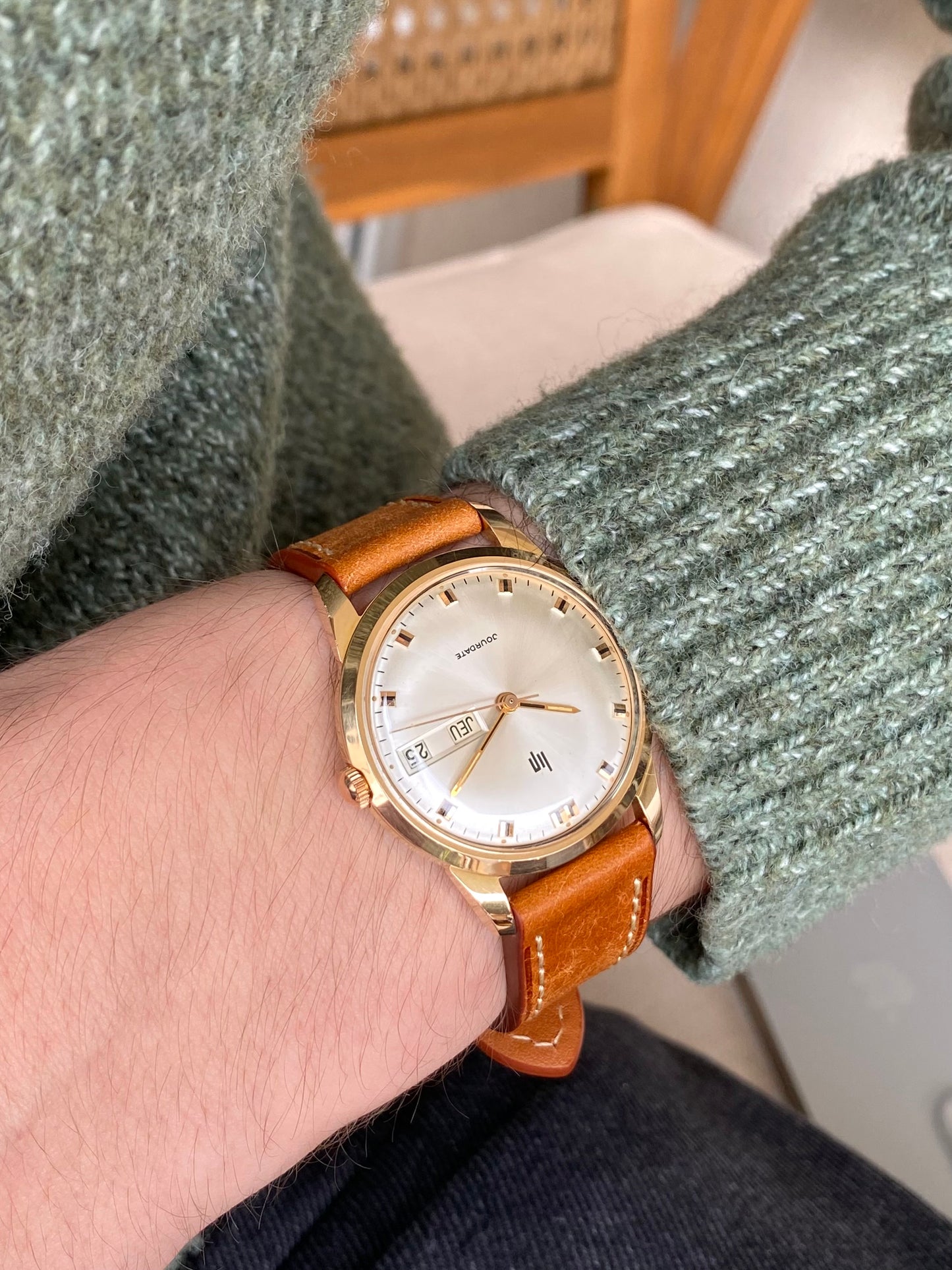 LIP France Jour-Date Plaqué Or R556 - Montre Vintage Mécanique 1960