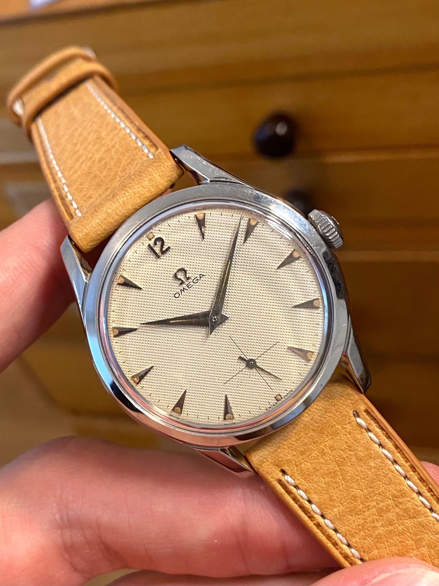 Omega 2639-13 Cadran Guilloché Nid D’abeille Montre Vintage Mécanique Cal. 266 Acier 1953