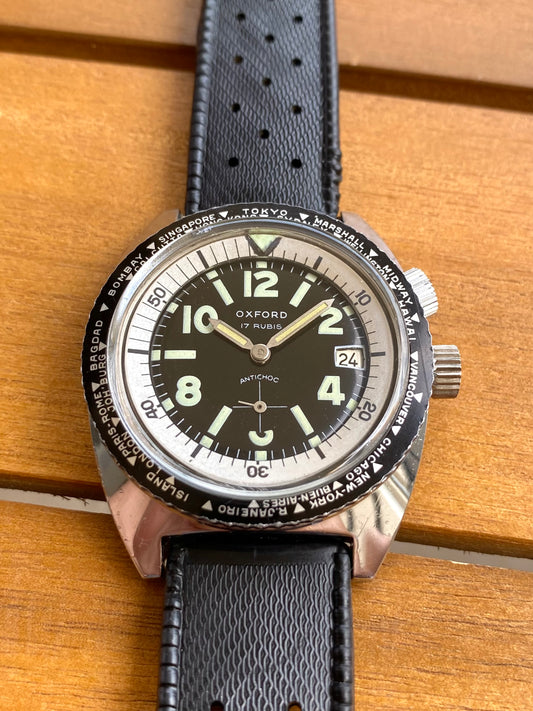 Oxford WorldTimer Diver Montre Vintage Mécanique Plongée 1970