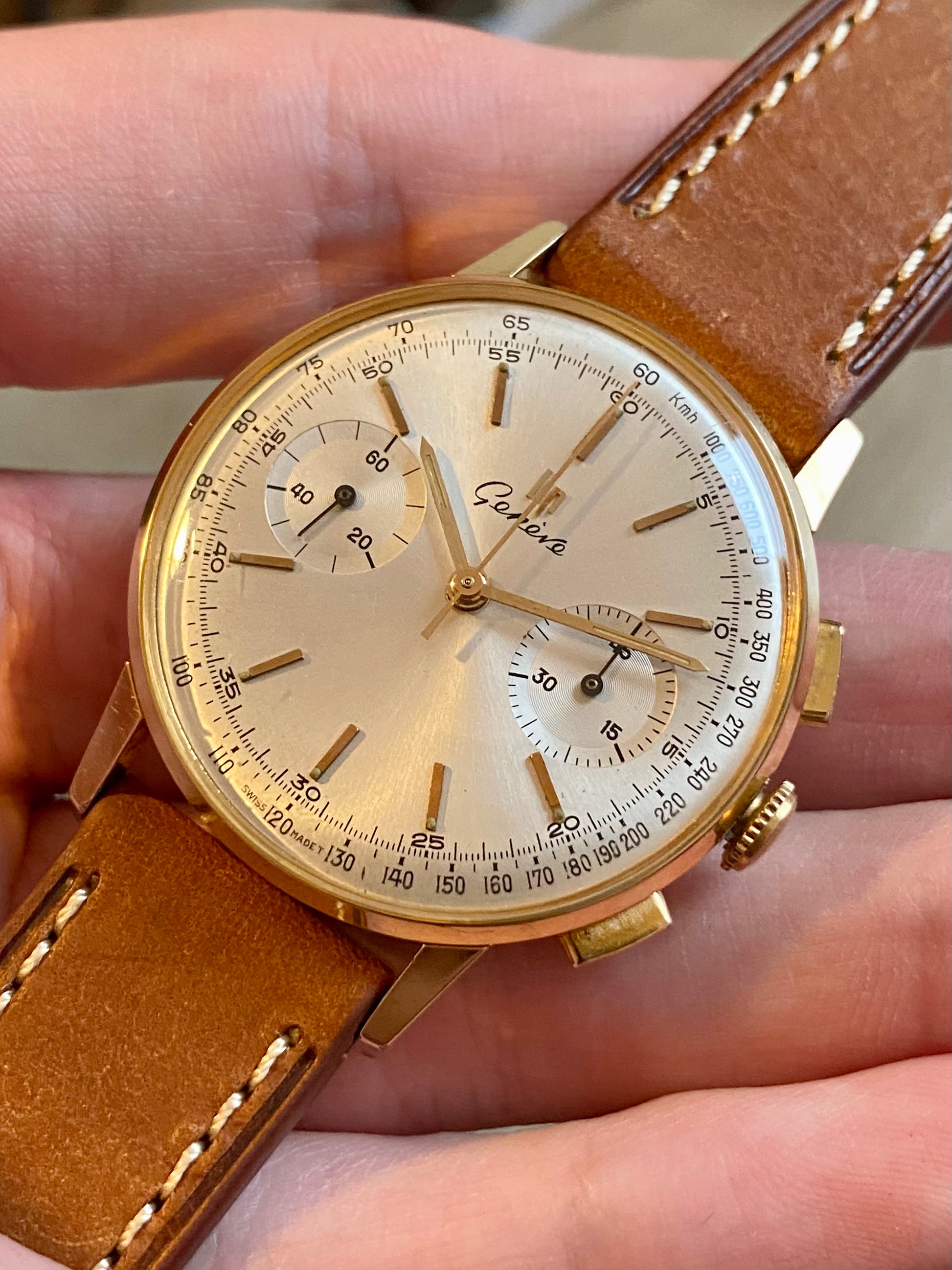LIP Geneve Chronograph RCH830 Venus 188 Montre Vintage Mecanique 1960 L Heure Des Montres