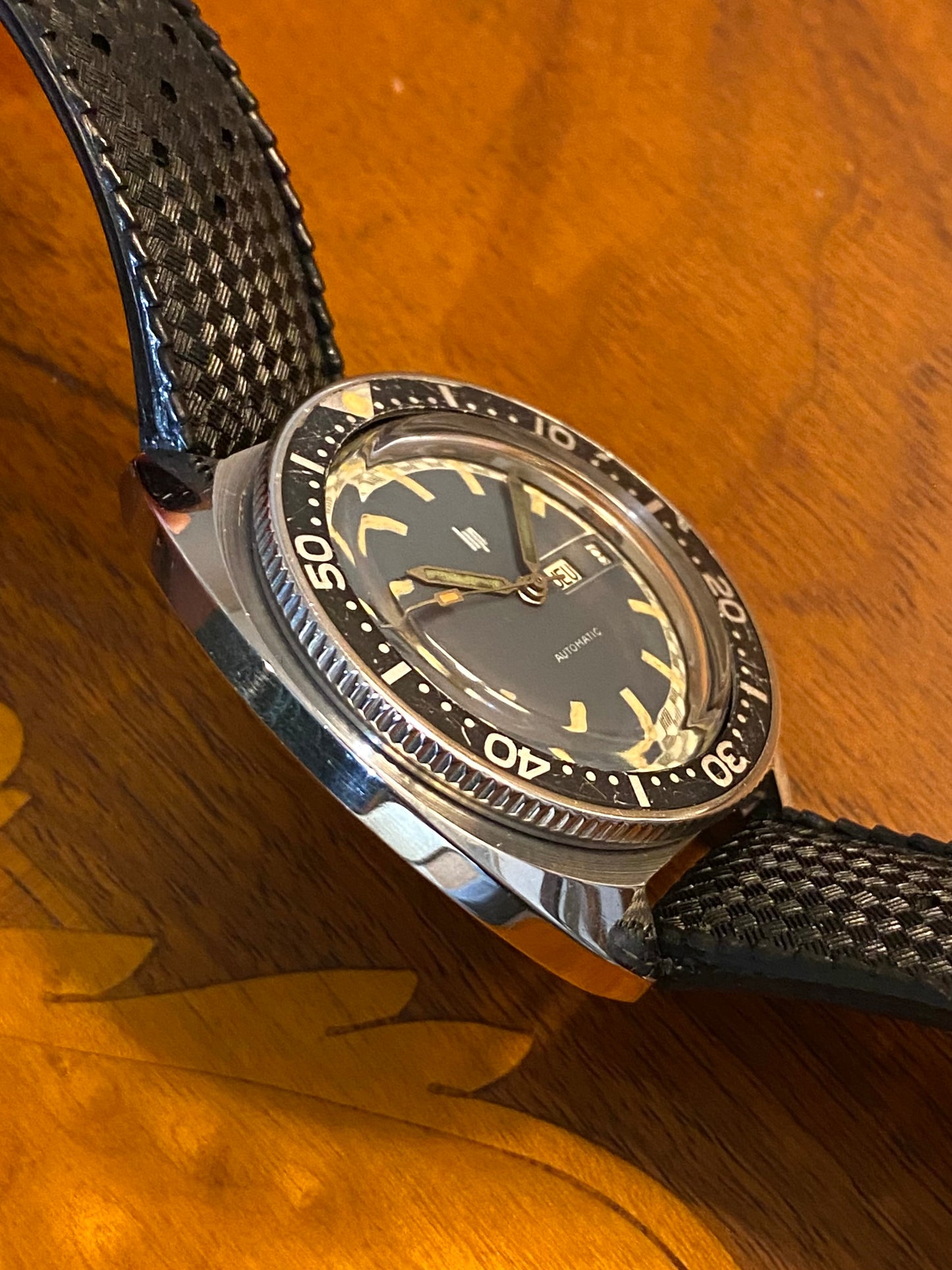 LIP Diver Automatic Jour/Date 41mm Oversize Montre Vintage de Plongée 1960