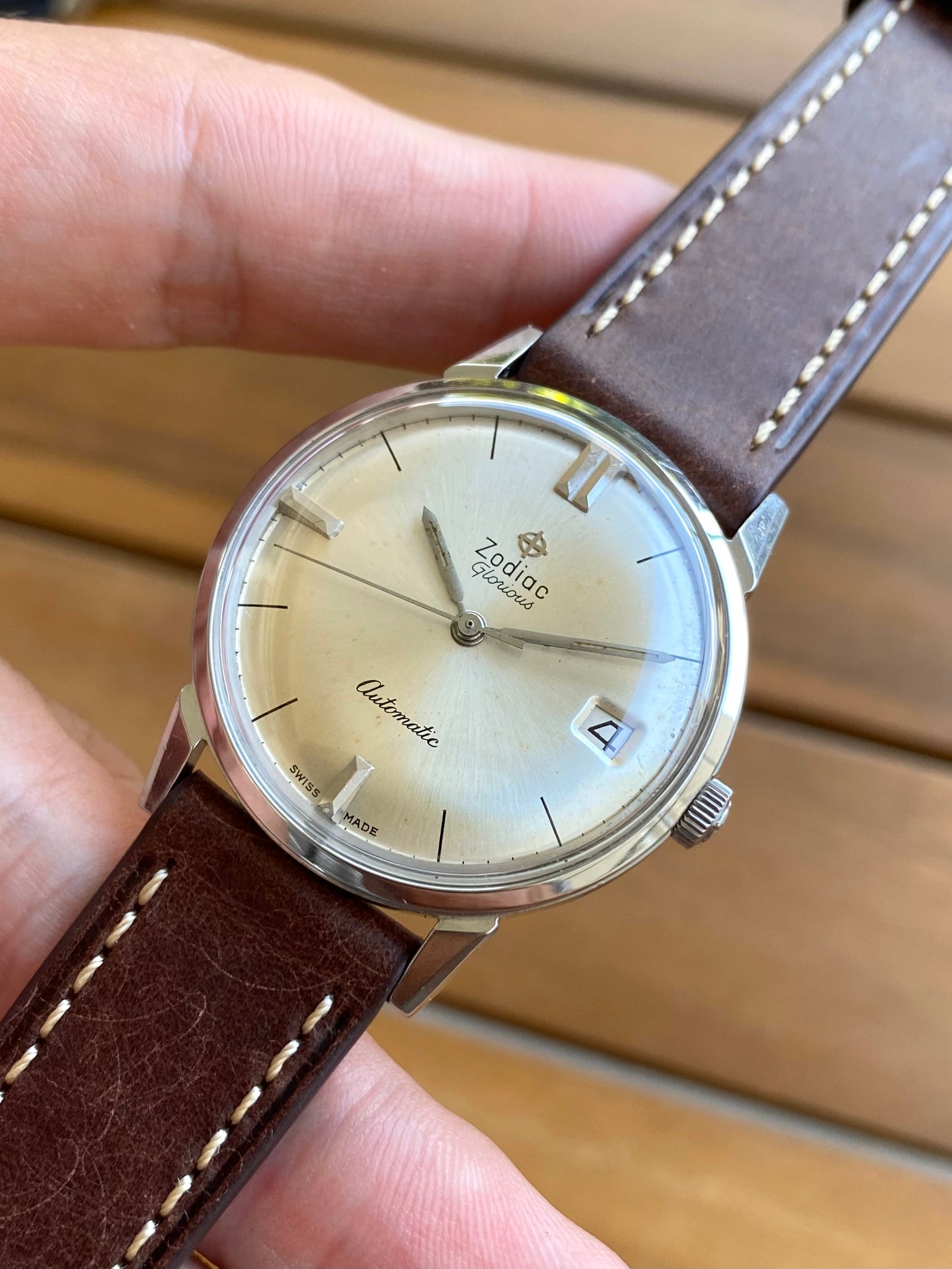 Zodiac Glorious Automatic Date - Montre Vintage Suisse Mécanique Cal.70-72 - 1960