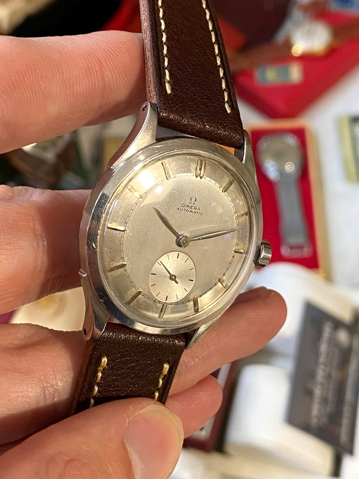 Omega Bumper Automatic 2374/5 Cal. 30.10 Montre Vintage Mécanique 1944