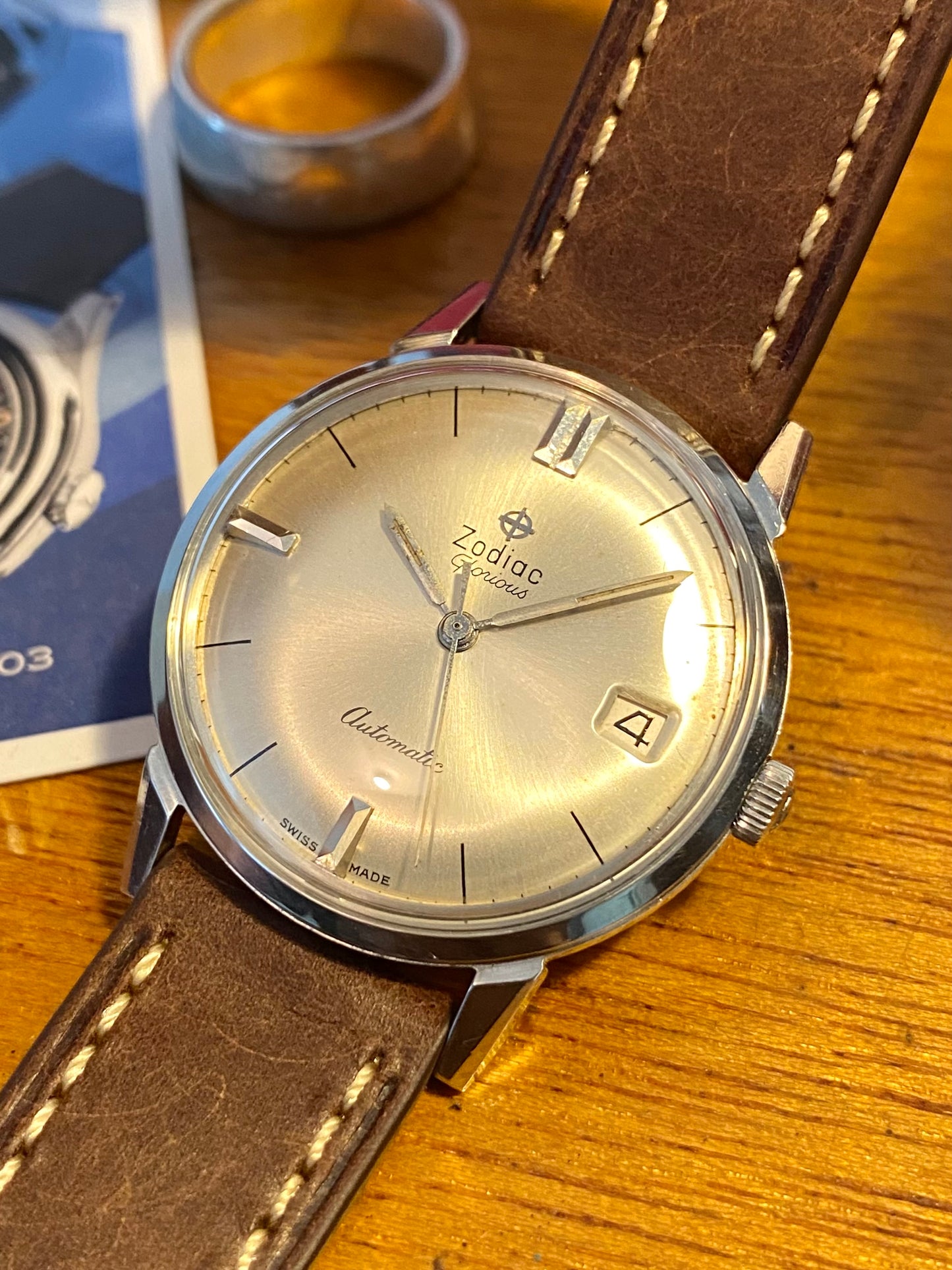 Zodiac Glorious Automatic Date - Montre Vintage Suisse Mécanique Cal.70-72 - 1960