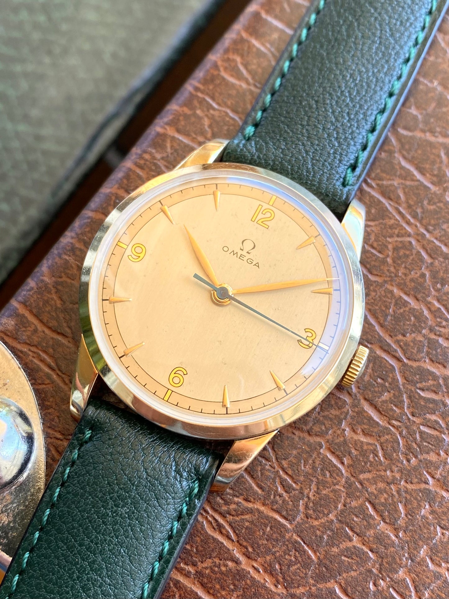 Omega Ref. 2513-2 Plaqué Or 80 Microns - Montre Vintage Mécanique Cal.283 - 1949 + Boucle