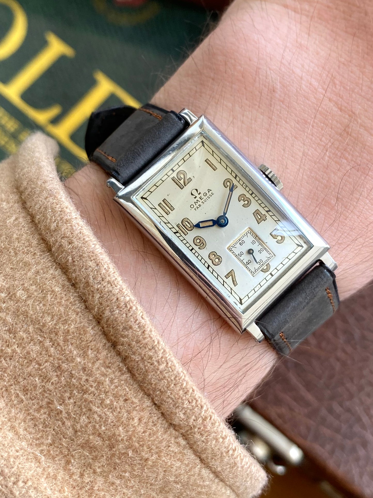 Omega T17 Fab Suisse NOS - New Old Stock Neuve - Montre Vintage Mécanique Rectangle 1936