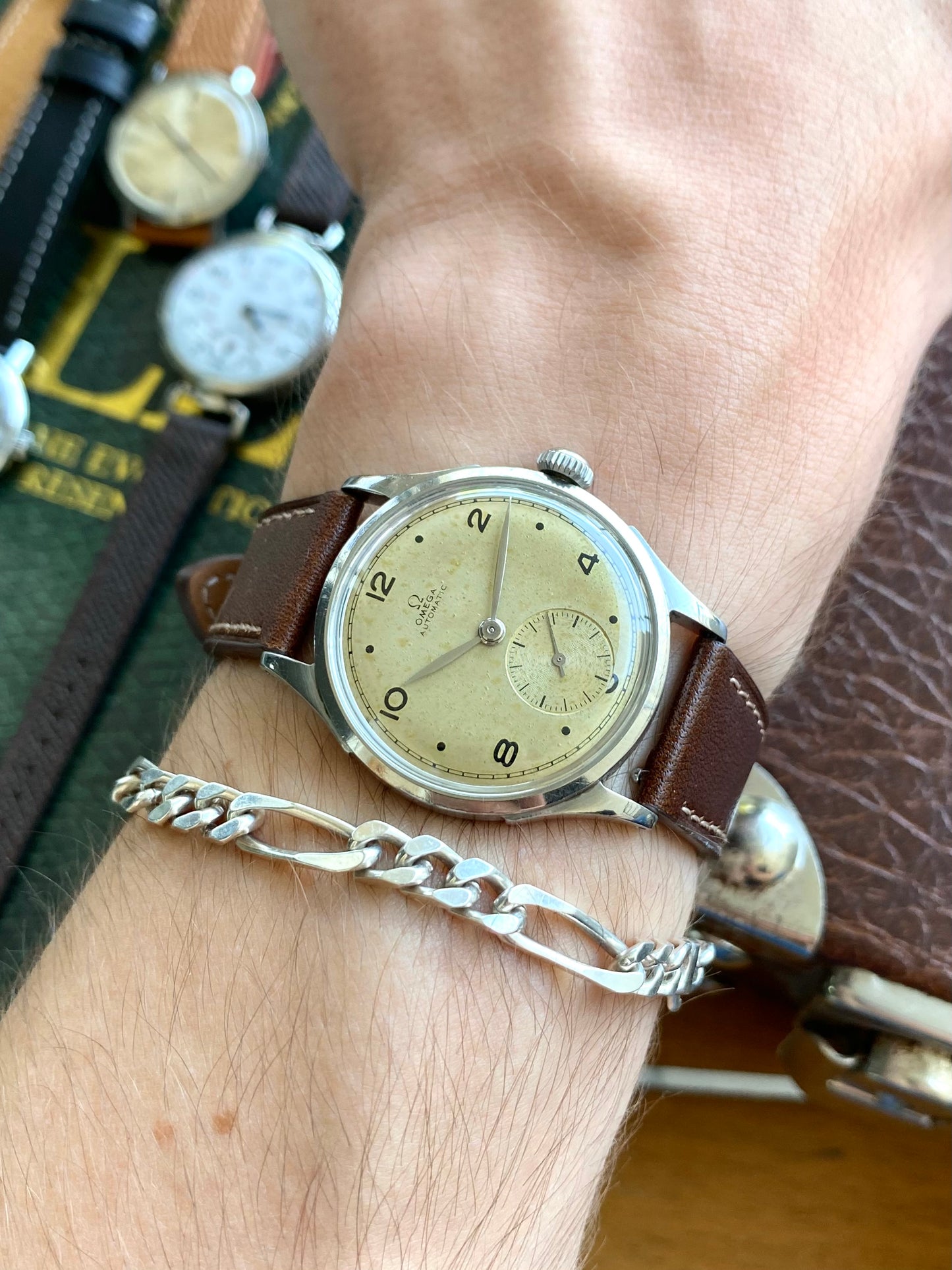 Omega Bumper Automatic Ref. 2375 Montre Vintage Mécanique Patinée 28.10RA - 1945