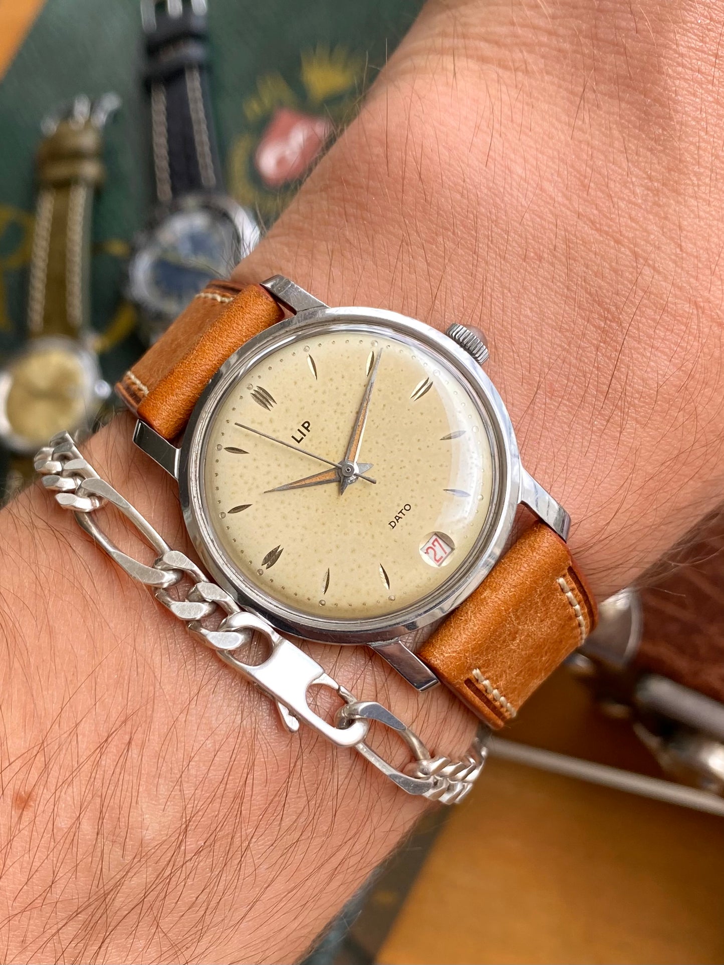 LIP Dato R23 - Montre Vintage France - Mécanique Acier Patinée 1960