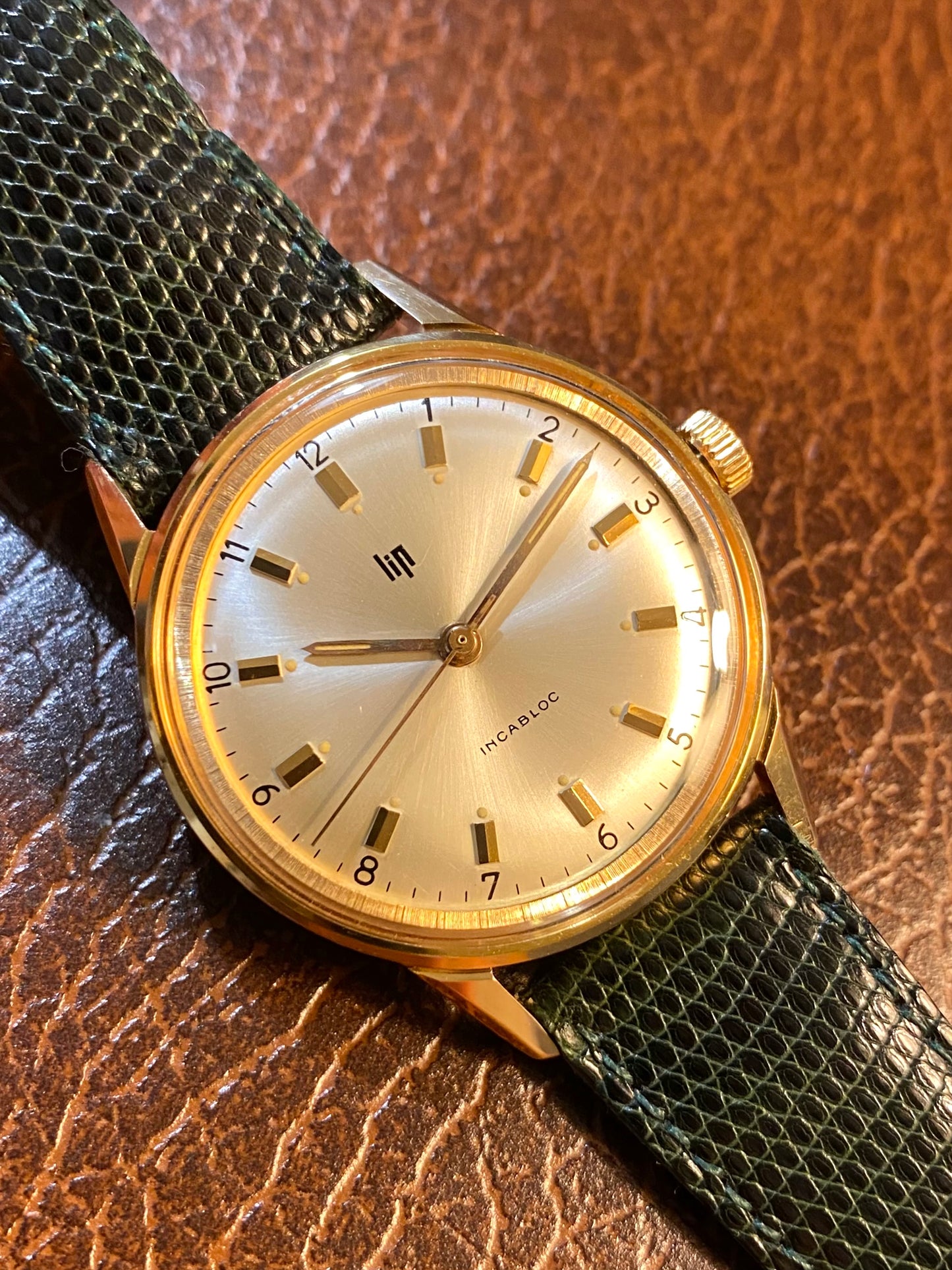 LIP Montre Vintage Mécanique Cal. R136f Plaqué Or 1960