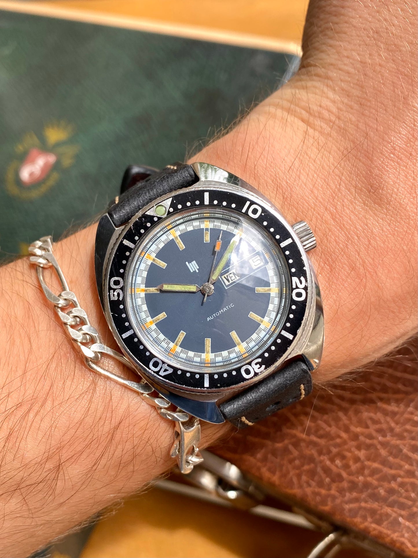 LIP France Automatic Diver Jour-Date - Montre Vintage Mécanique Plongée PUW1463 - 1960