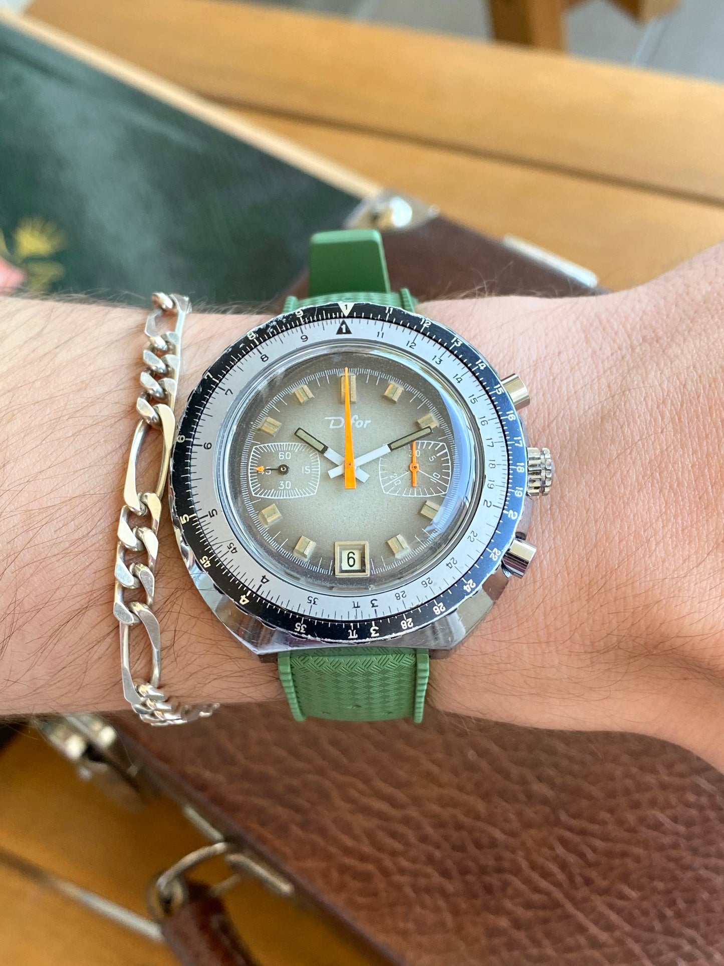 Difor France Montre Chronographe Mécanique Valjoux 7734 de Plongée 1970