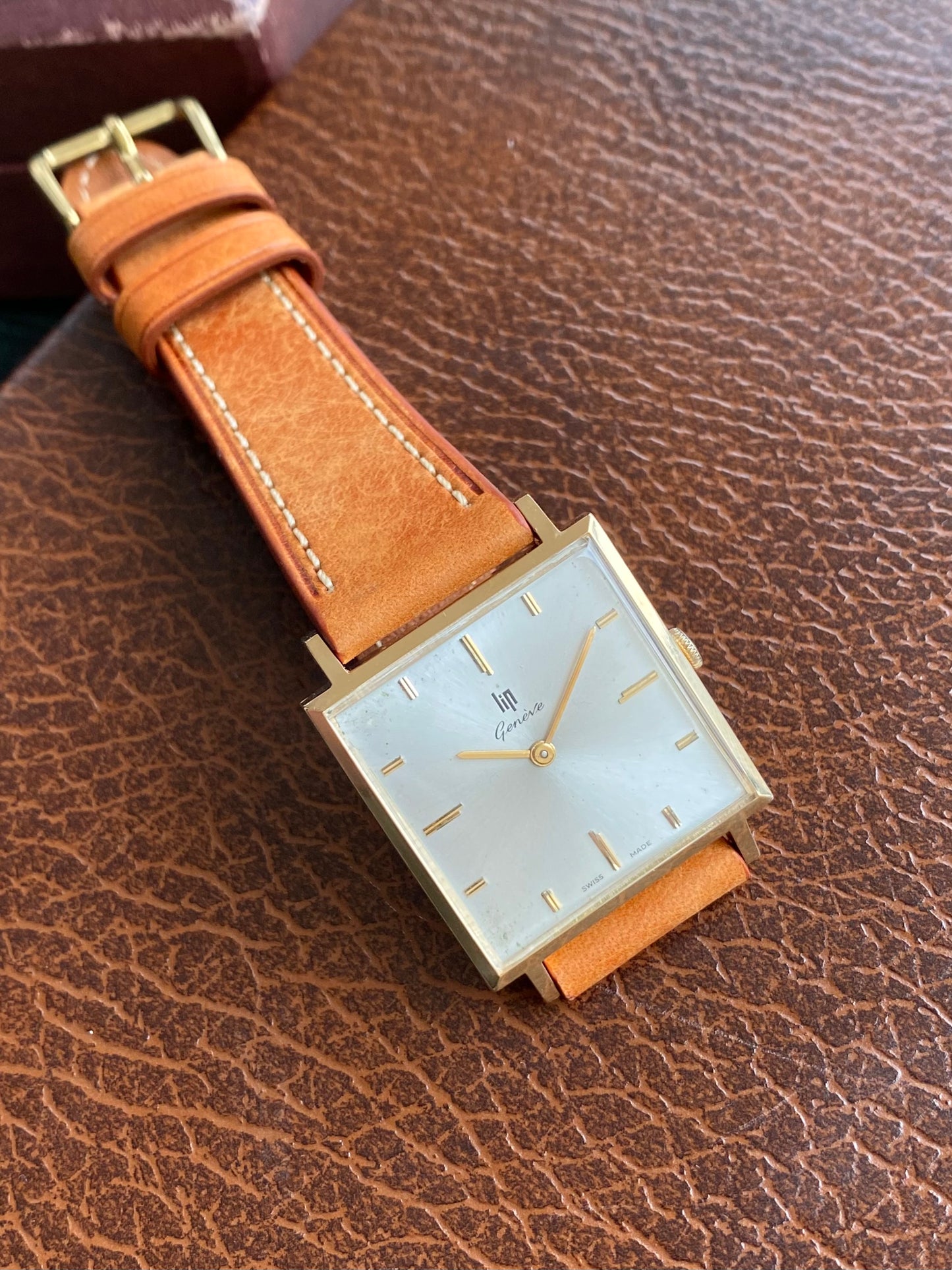 LIP Genève Or Rose 18k 750/1000 - Montre Vintage Carré Mécanique Cal.515 - 1960