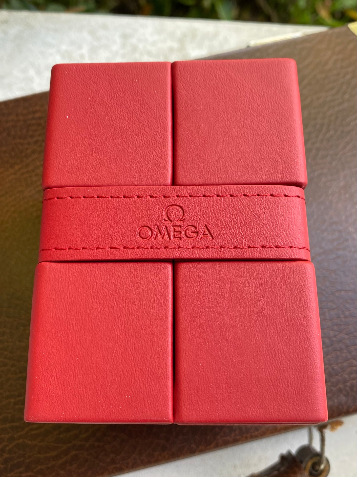 OMEGA Ecrin de Montre Neuf - Étui Boîte de Transport