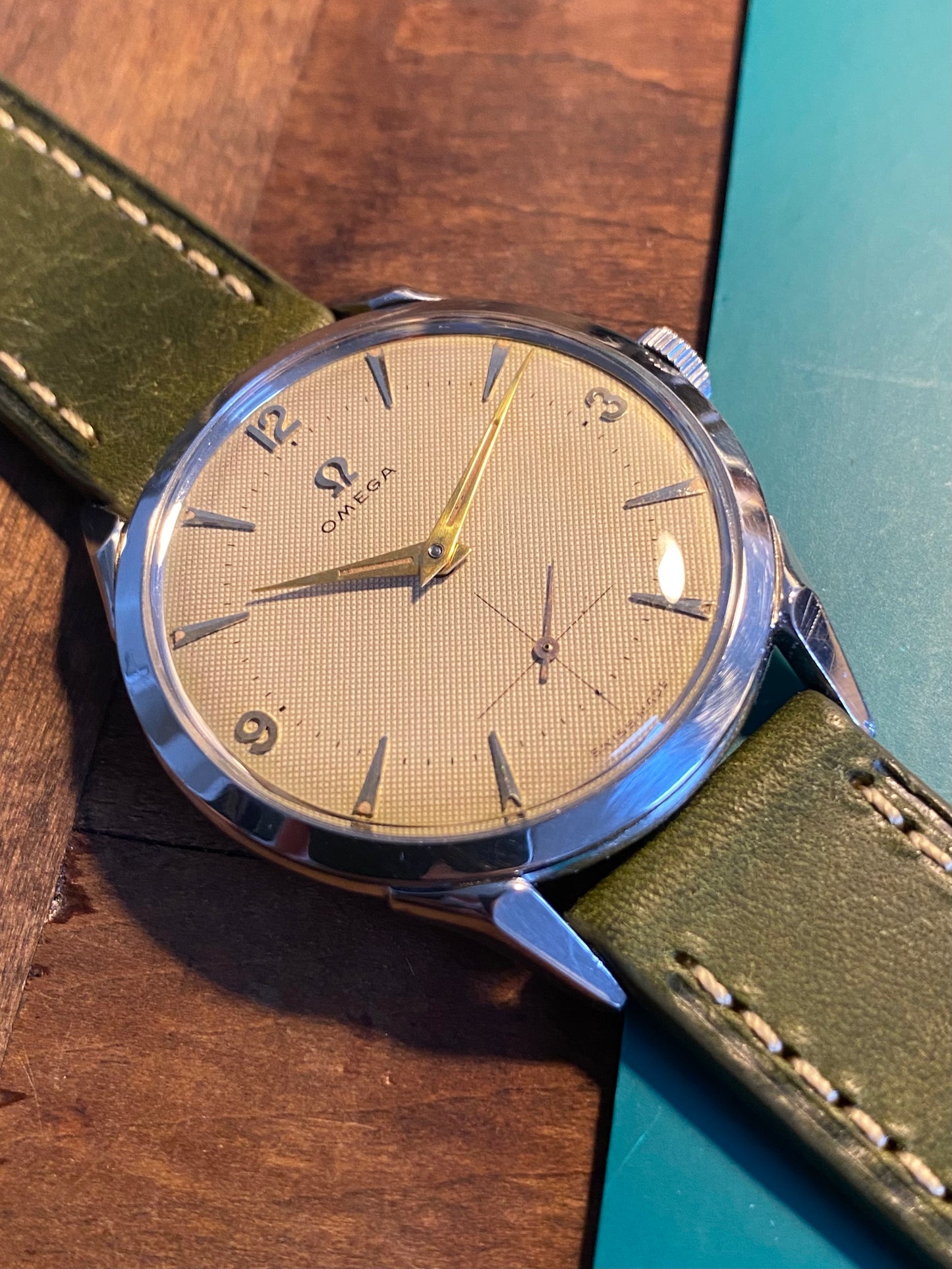 Omega 2605-16 Cadran Nid D’abeille "Honey Comb" Cal.266 Montre Vintage Mécanique 1954